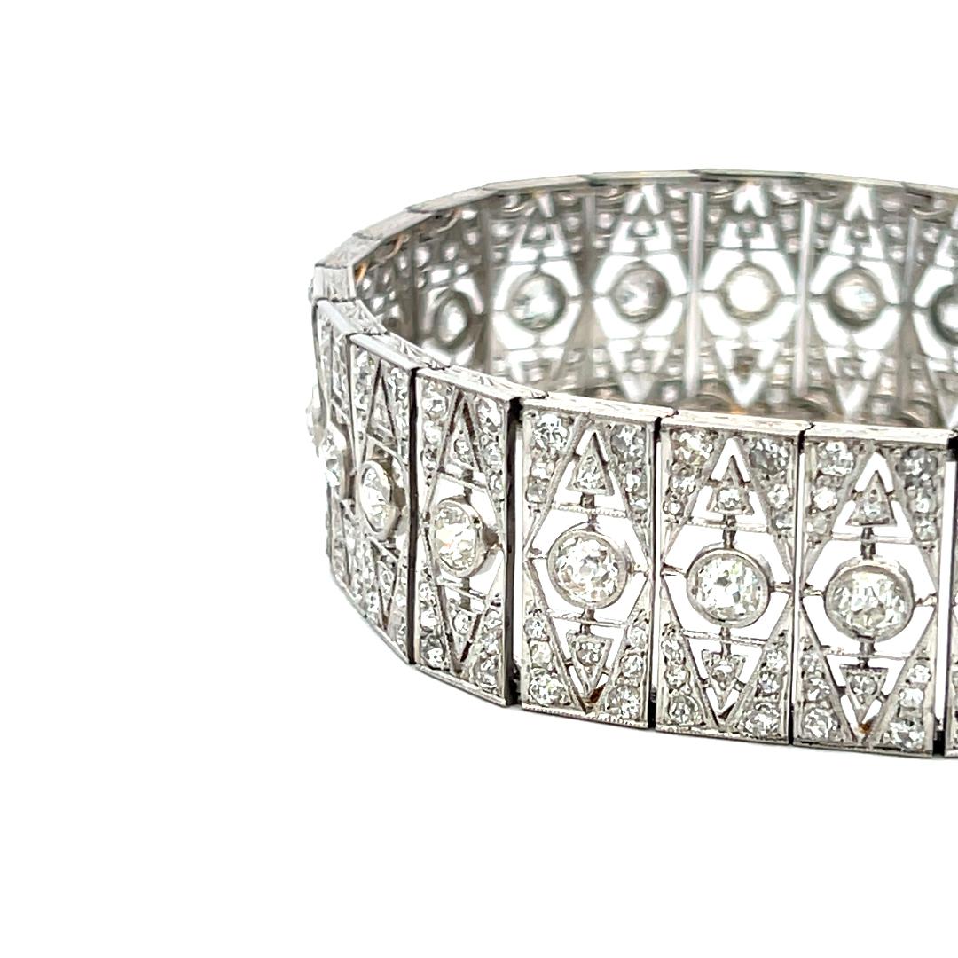 Pulsera Art-Deco de platino con diamantes talla europea antigua H VS2-SI1 de 8,16 quilates en Bueno Estado en New York, NY