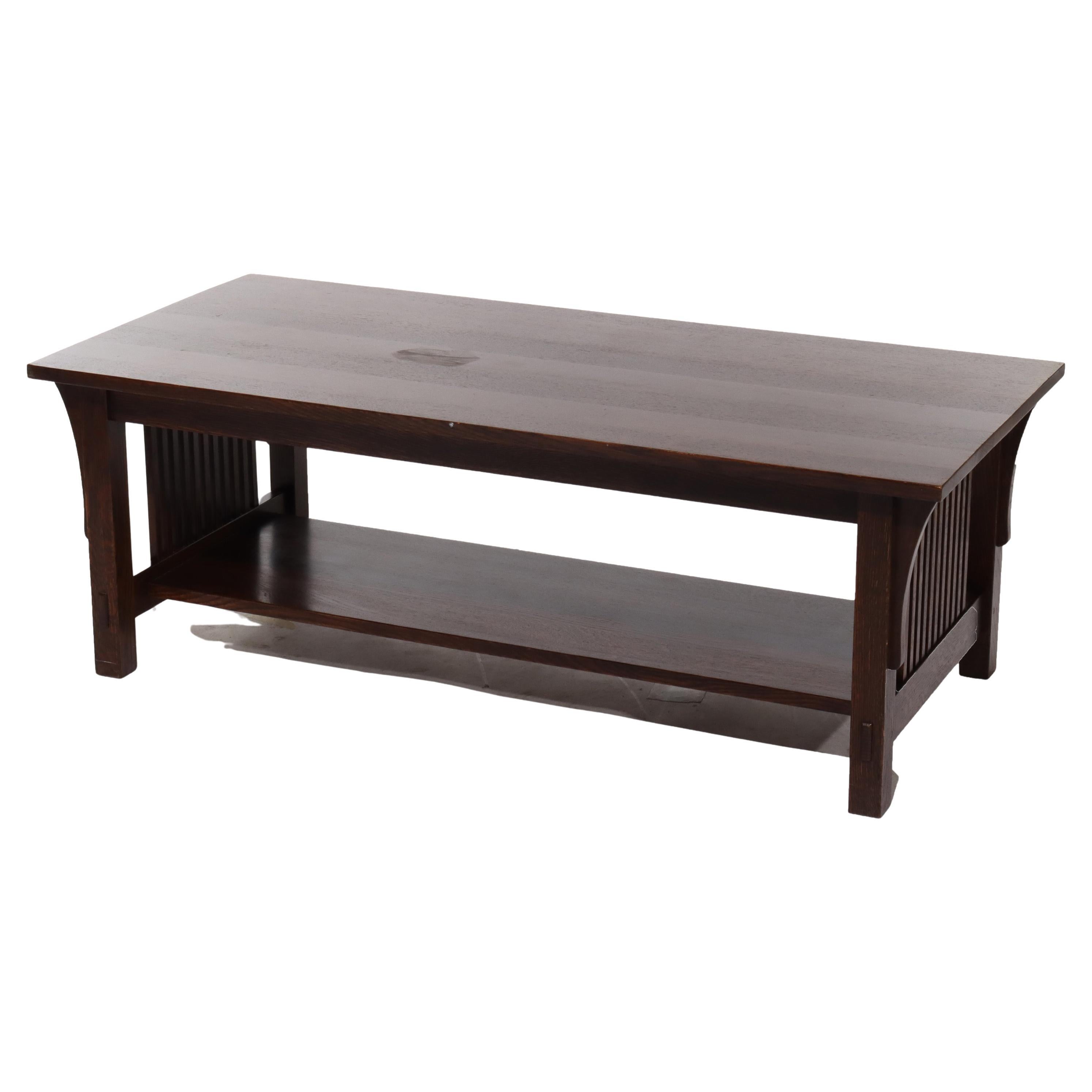 81616-TW Vintage Stickley Arts & Crafts Mission Oak Coffee Table 20thC For Sale