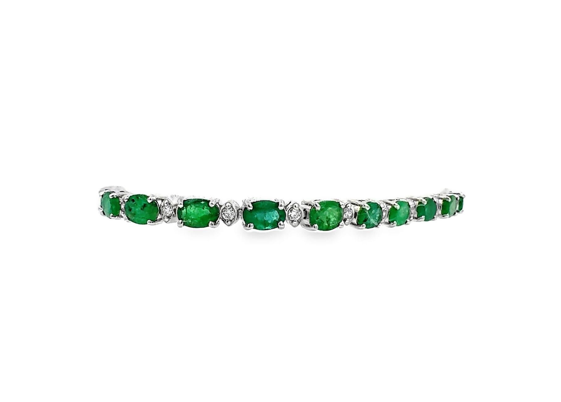 Pulsera Esmeralda y Diamantes 14K Señoras Moderno en venta