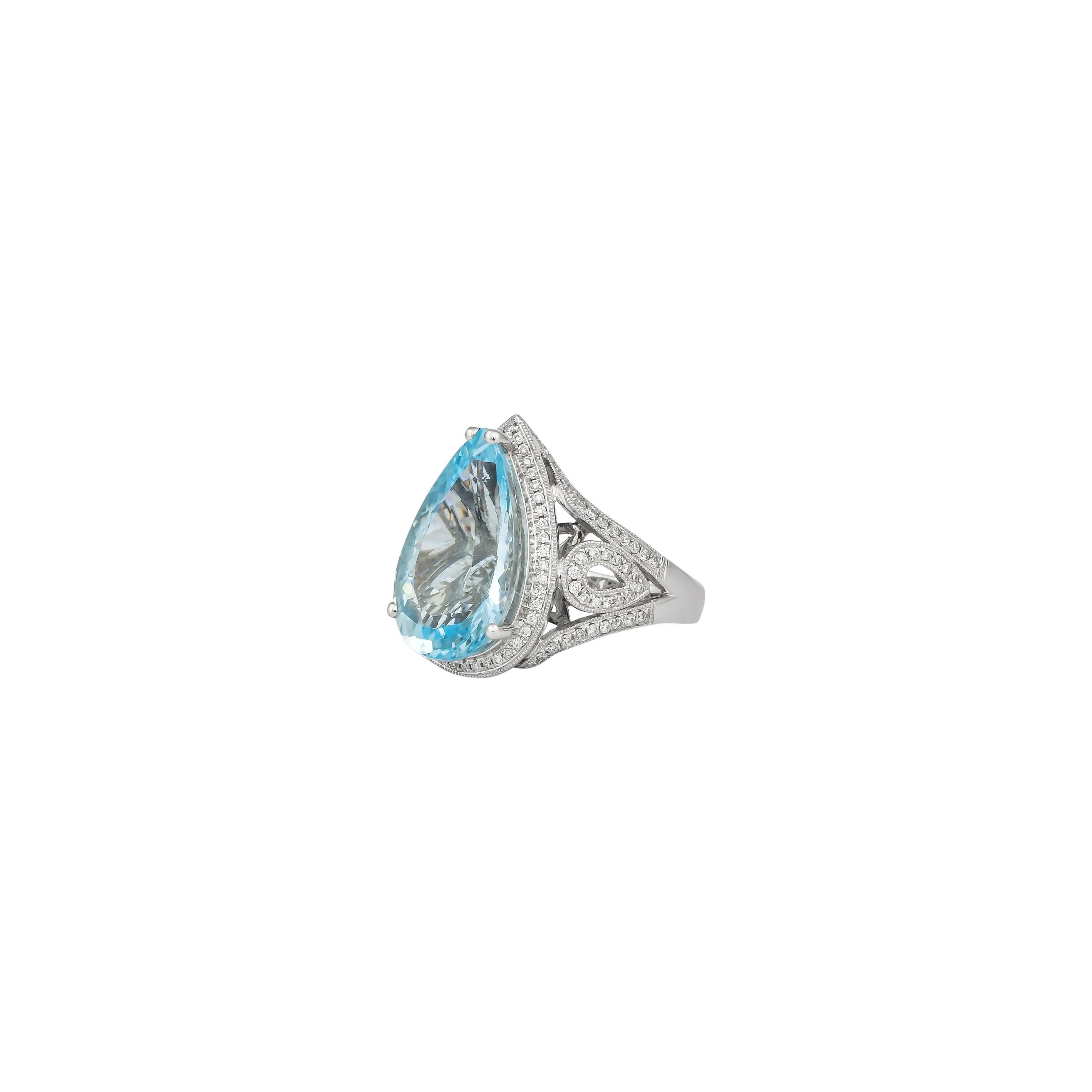 Contemporary 8.17 Carat Aquamarine and Diamond Ring in 18 Karat White Gold For Sale