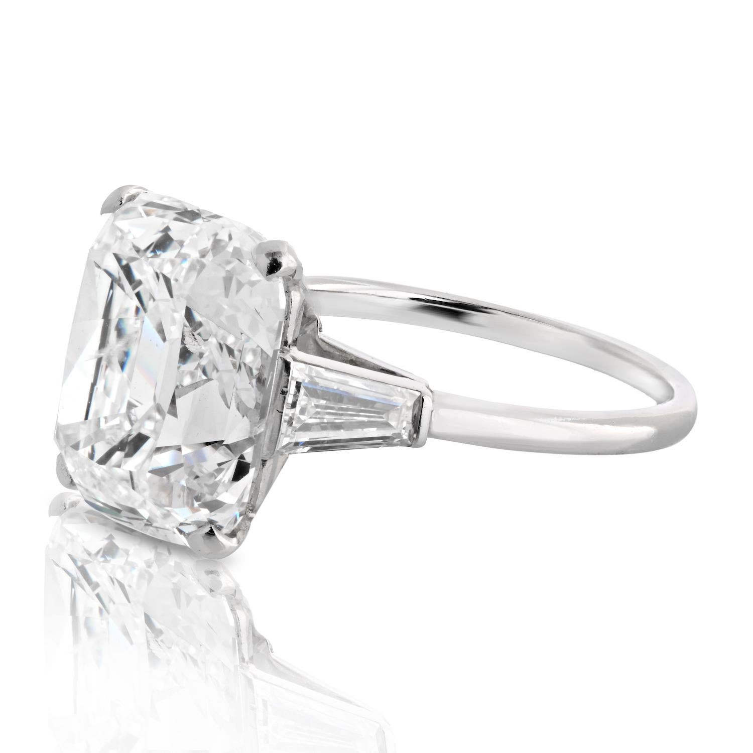 Moderne Bague de fiançailles GIA, diamant coussin taille vieille mine de 8,17 carats, couleur L, pureté SI2 en vente