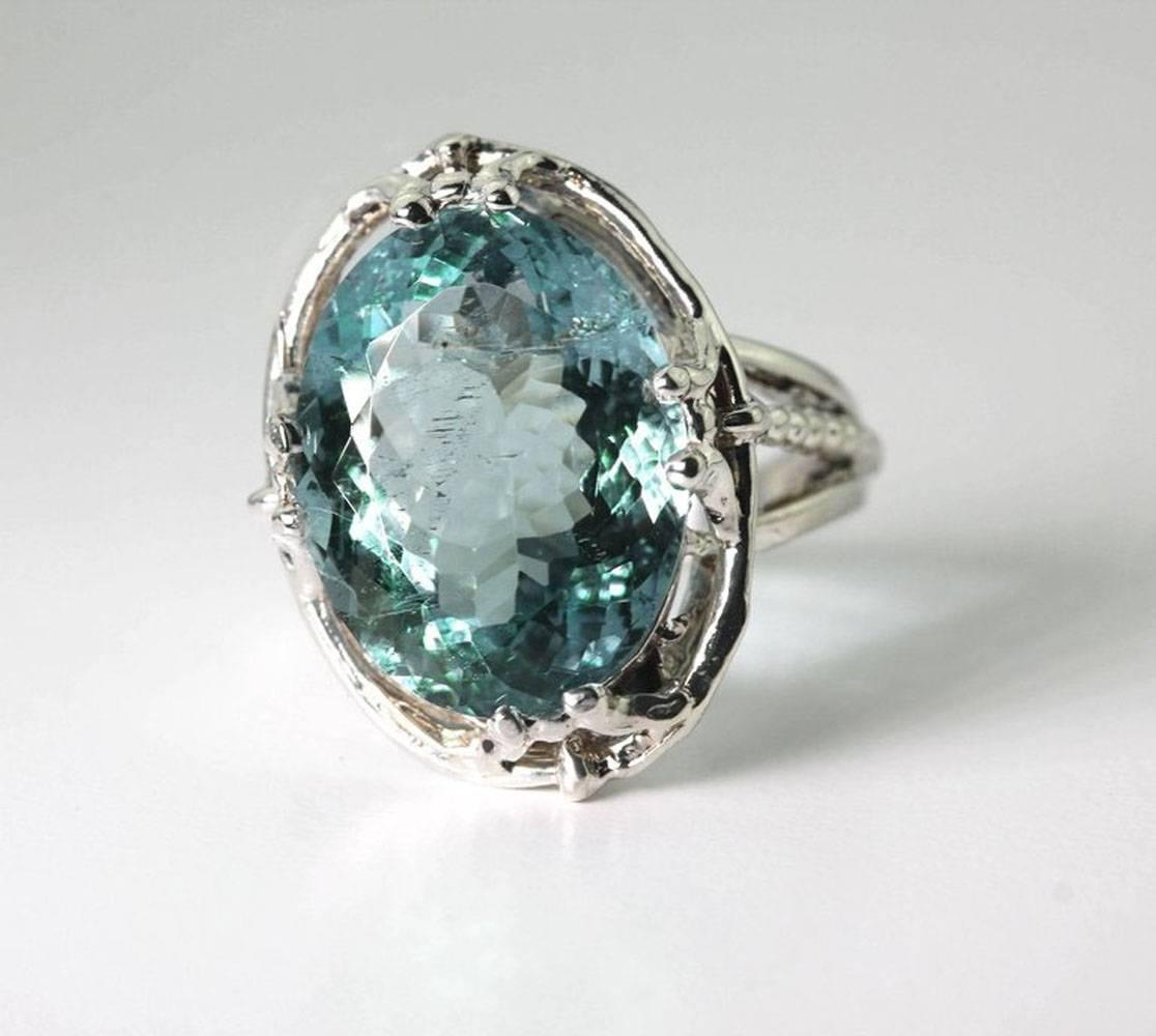AJD Glittering Brilliant 8.18 Ct Blue-Green Aquamarine Silver Cocktail Ring In New Condition For Sale In Raleigh, NC