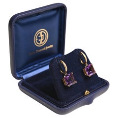 Boucles d'oreilles en or jaune 18 carats avec améthystes taillées en émeraude (environ 8,10 carats)