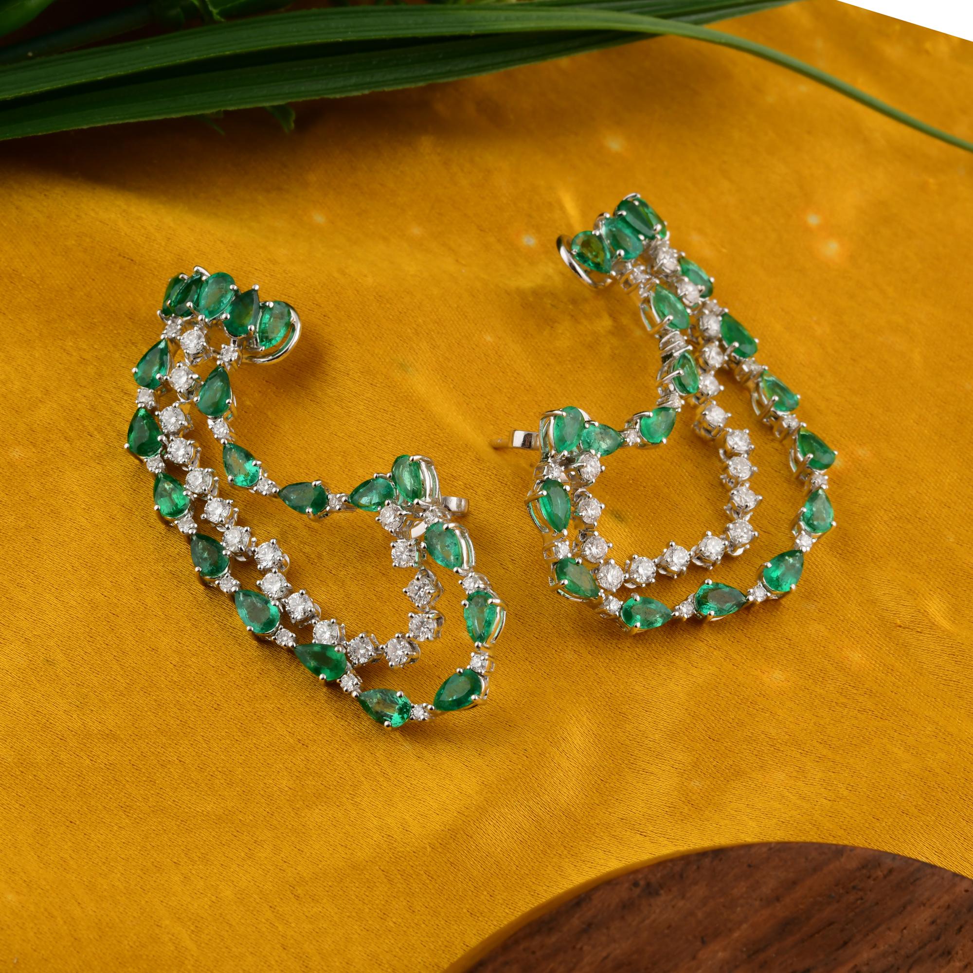 Pendientes Hélice de Esmeralda de Zambia de 8,18 CTW y Diamantes de 2,17 CTW en Oro Blanco Macizo de 18k Art Decó en venta