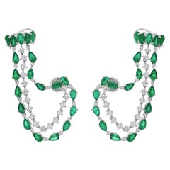 Pendientes Hélice de Esmeralda de Zambia de 8,18 CTW y Diamantes de 2,17 CTW en Oro Blanco Macizo de 18k