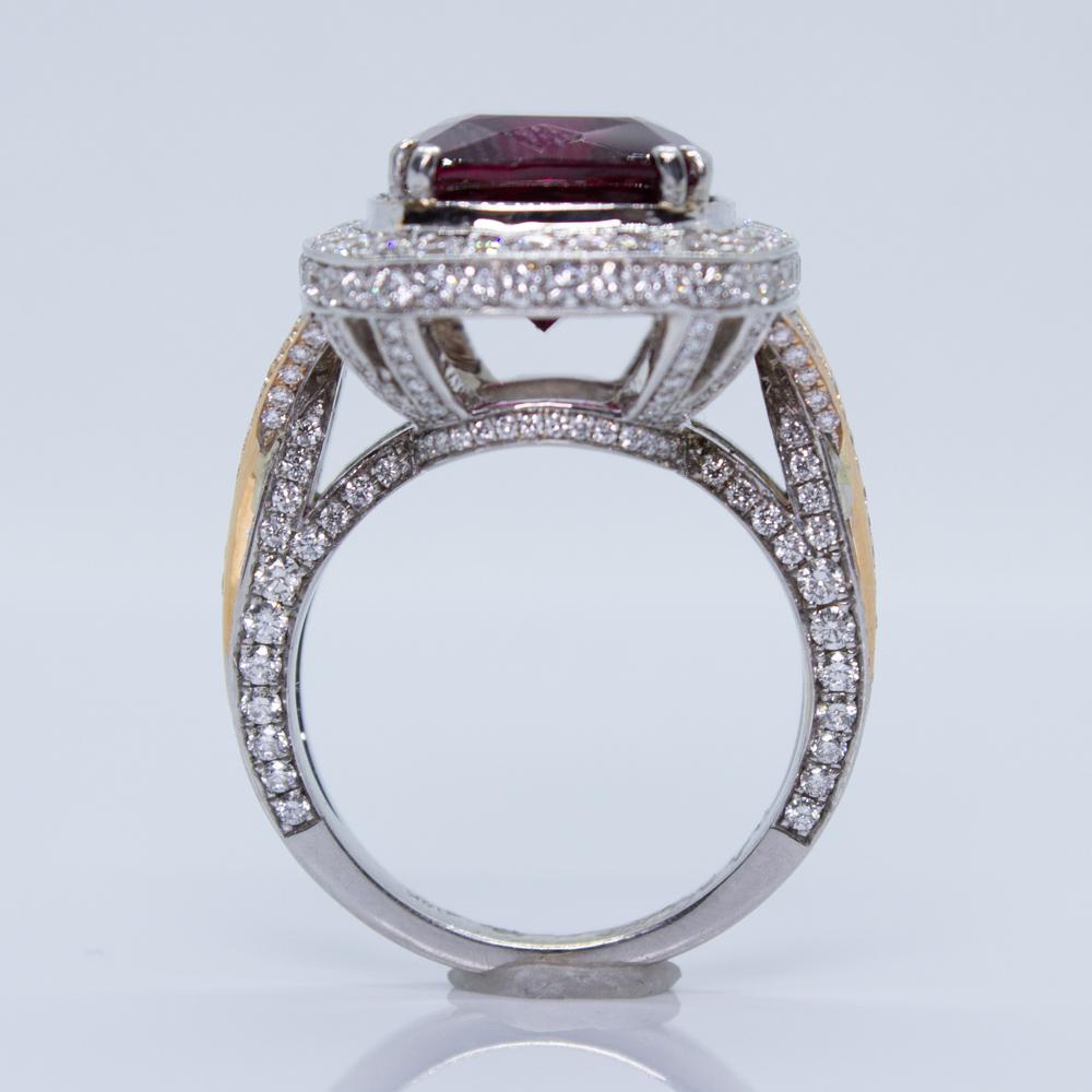 8,18ct Rubellit Turmalin Kissenschliff & Diamant Ring im Angebot 1