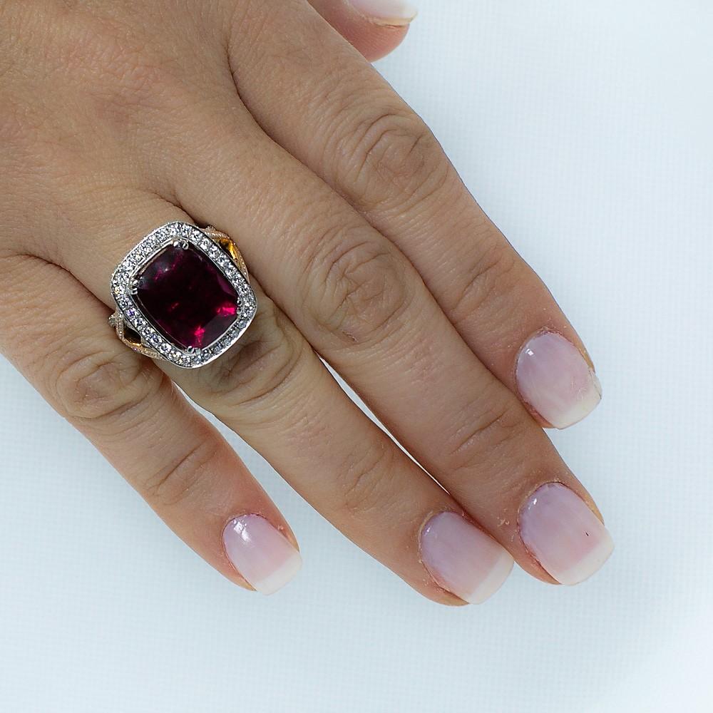 8,18ct Rubellit Turmalin Kissenschliff & Diamant Ring im Angebot 3