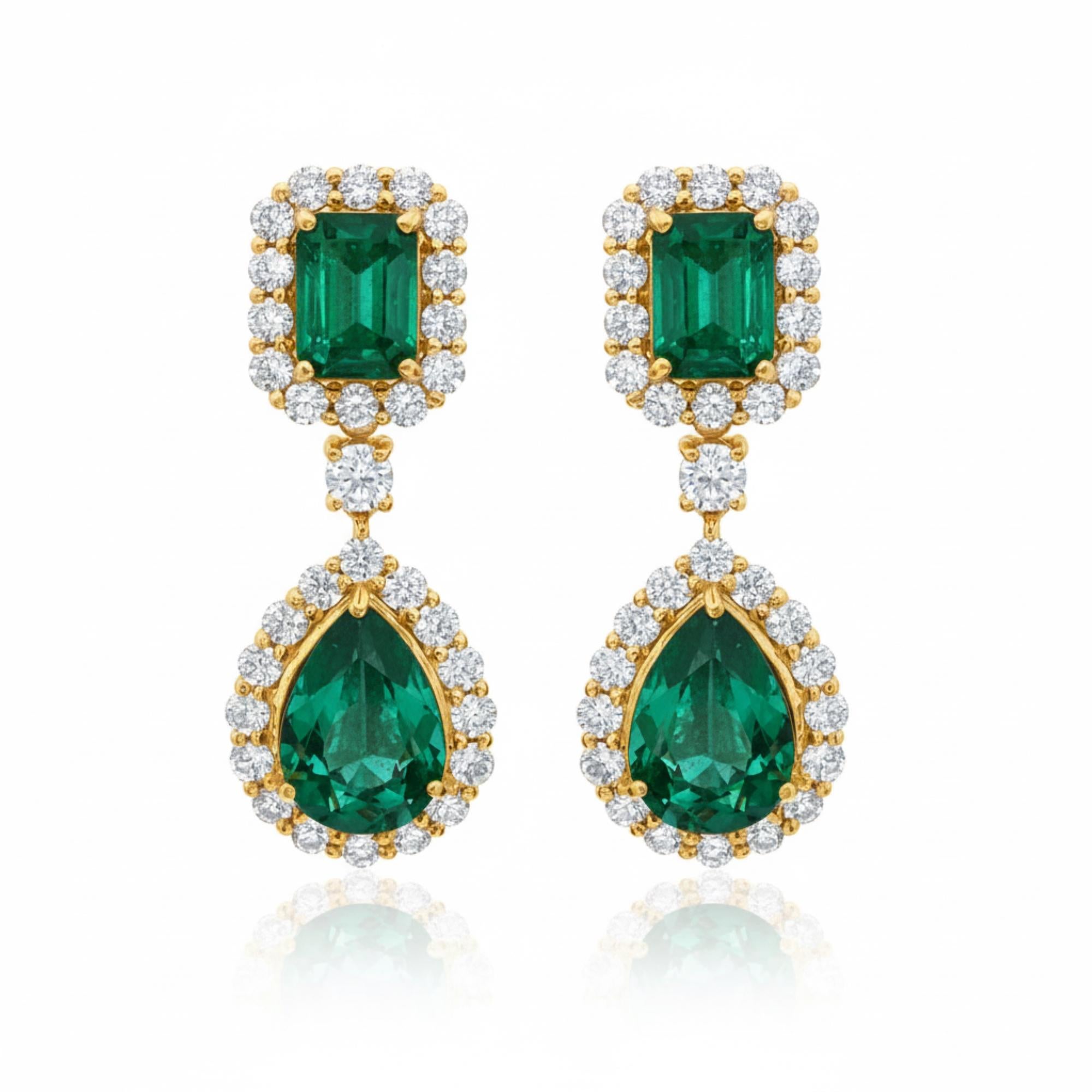 8,18 Tcw sambischen Smaragd natürlichen Diamanten baumeln Ohrringe 14K Gelbgold (Moderne) im Angebot