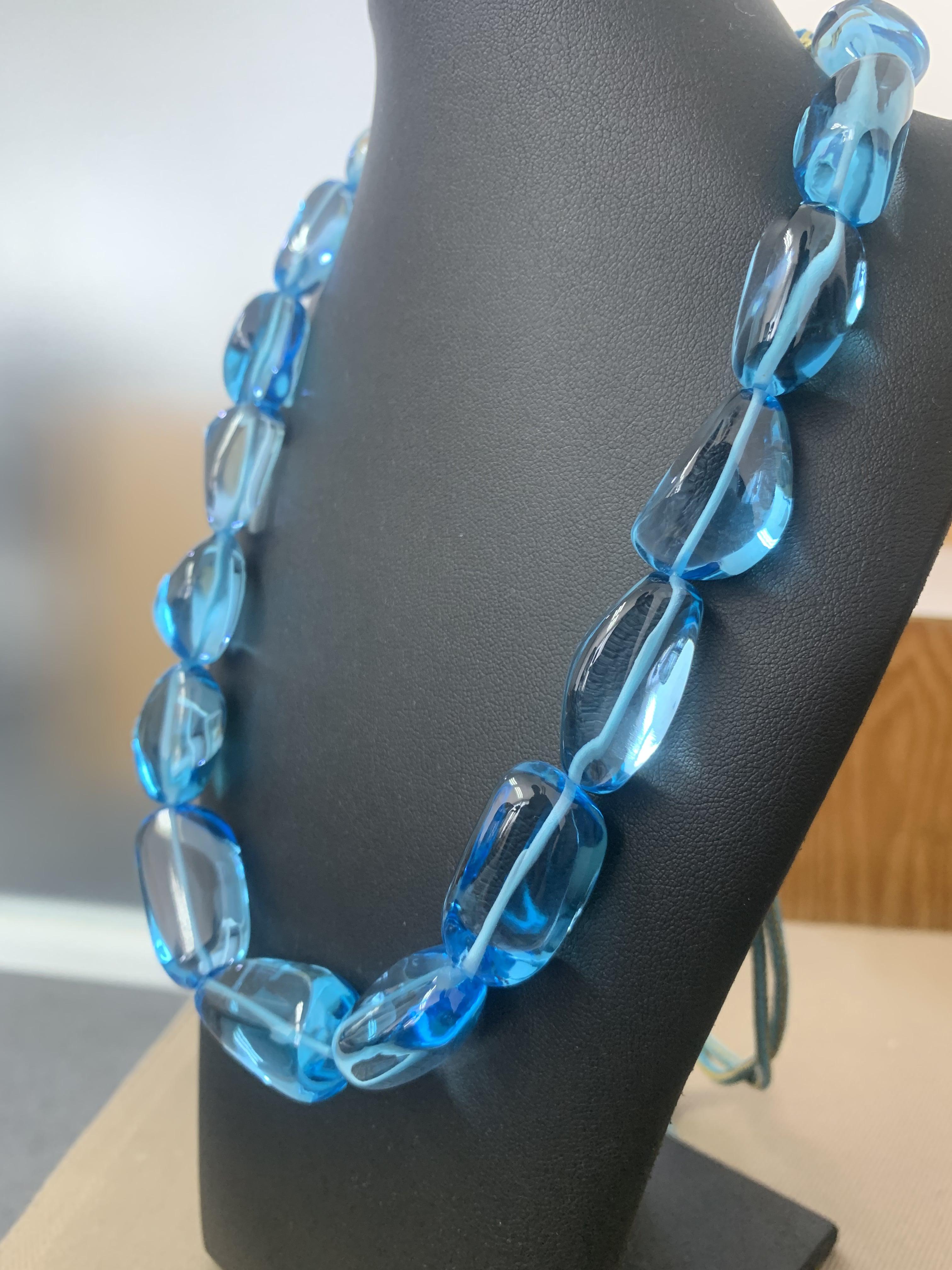 819 Carat Victorian Inspired Blue Topaz Tumbles Statement Necklace In New Condition In Bangkok, TH