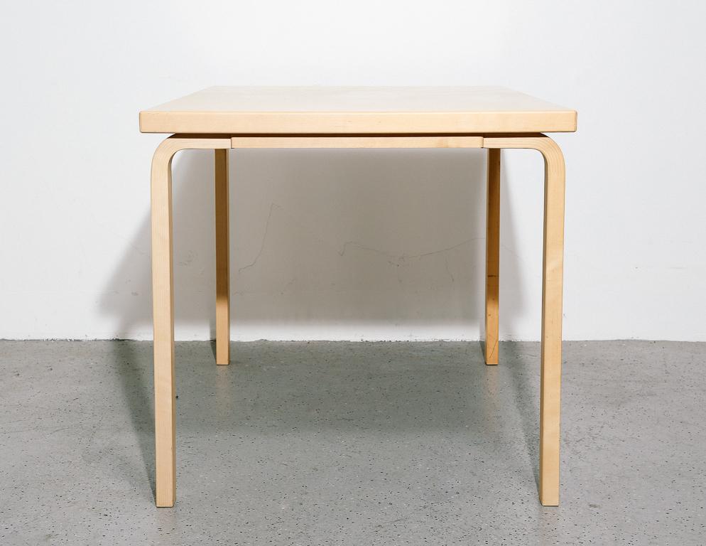 artek 81b