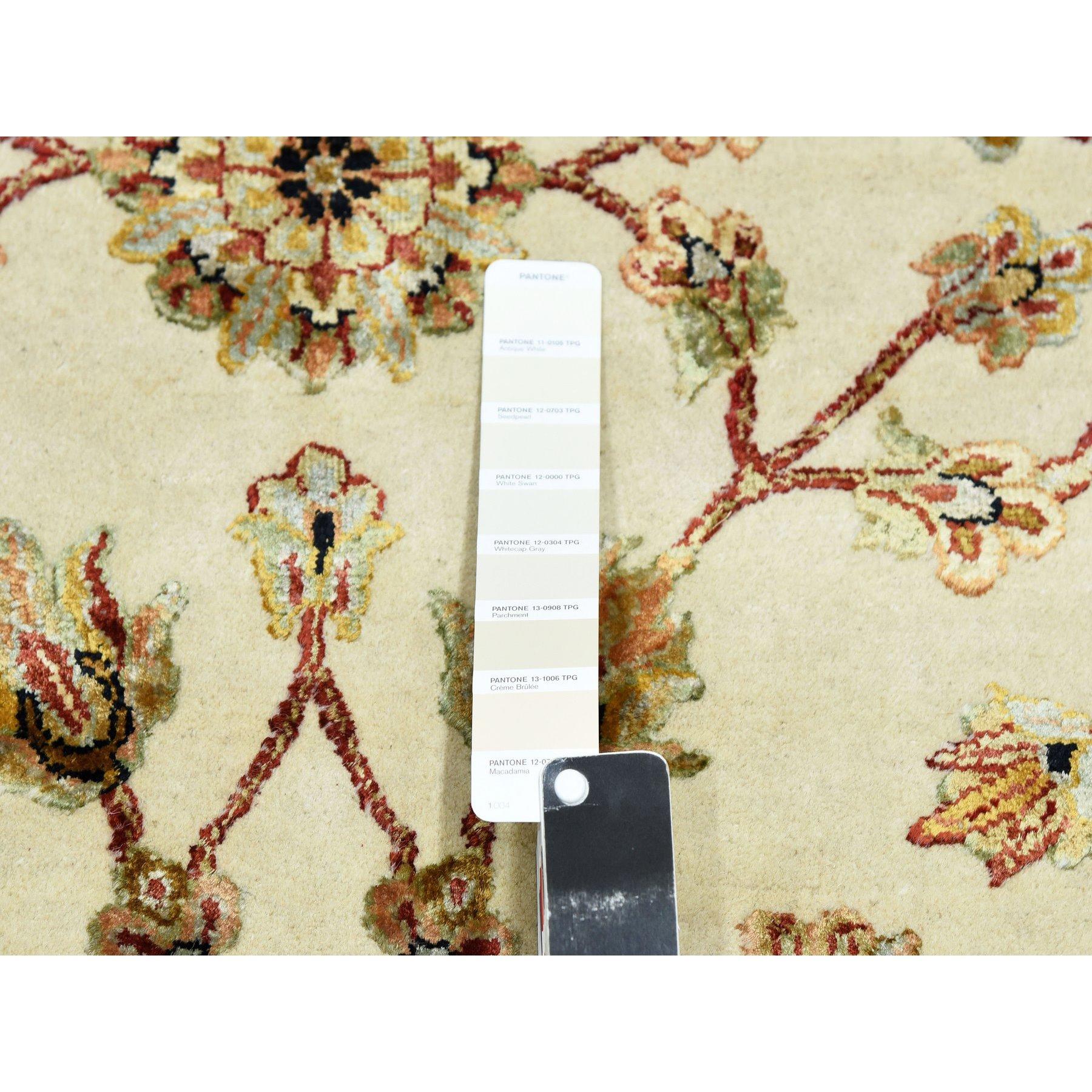 Tapis oriental noué à la main ivoire, design Rajasthan, 8'1