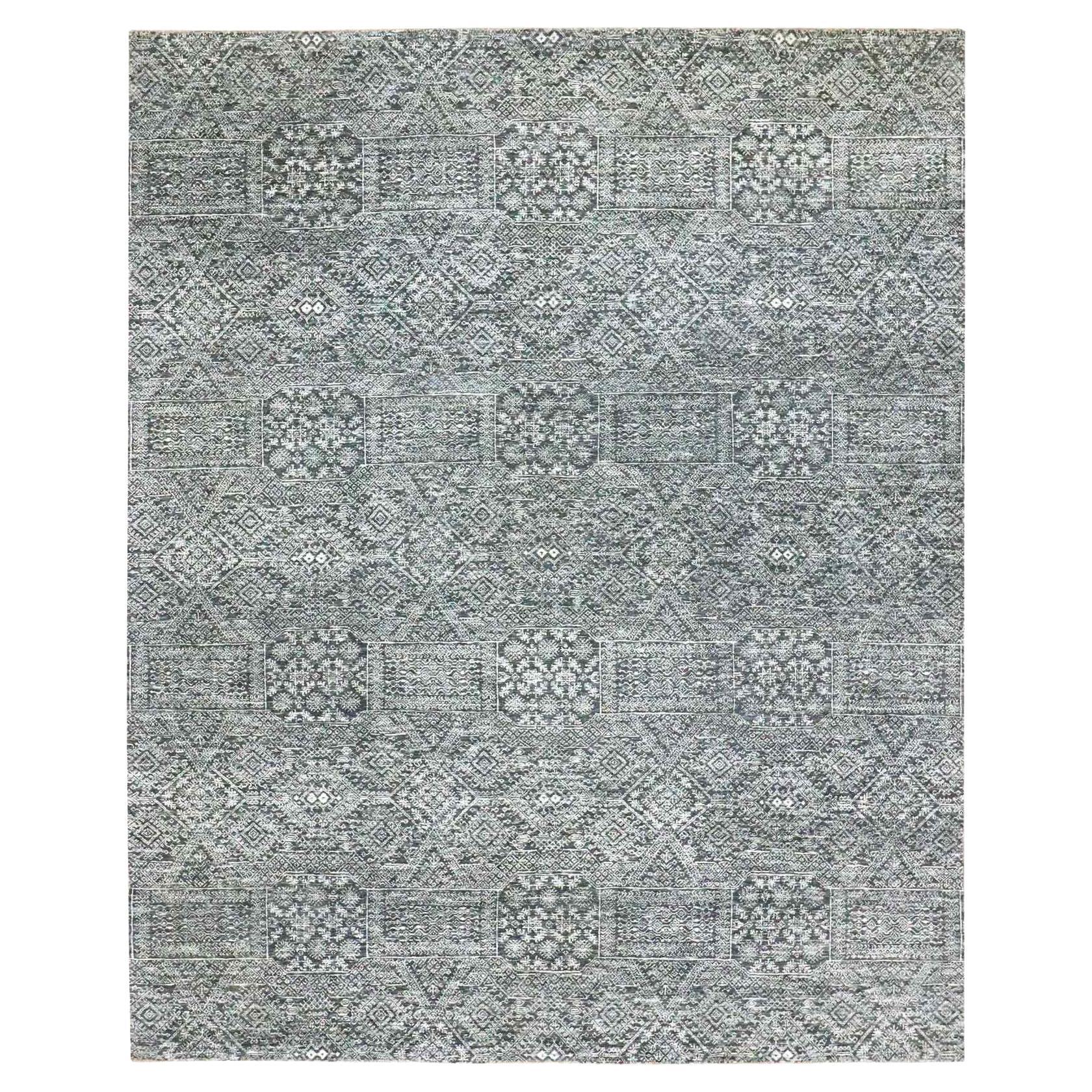 8
1 "x10
1" Pebble Gray Intricate Geometric Design Wool and Silk Hand Knots Rugs (tapis en laine et soie noués à la main) en vente