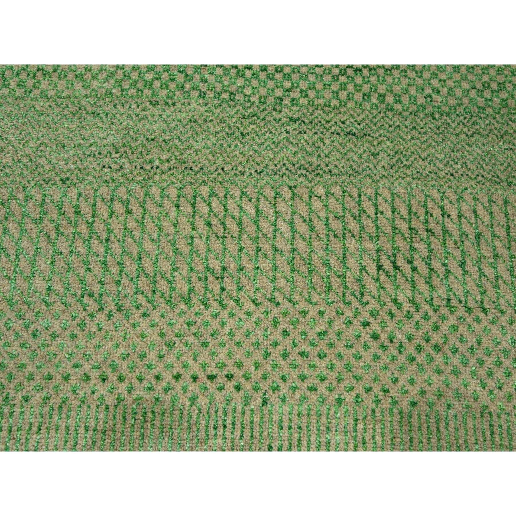 Alfombra Oriental de Lana y Seda Anudada a Mano con Diseño Moderno de Hierba Verde de 8'1 