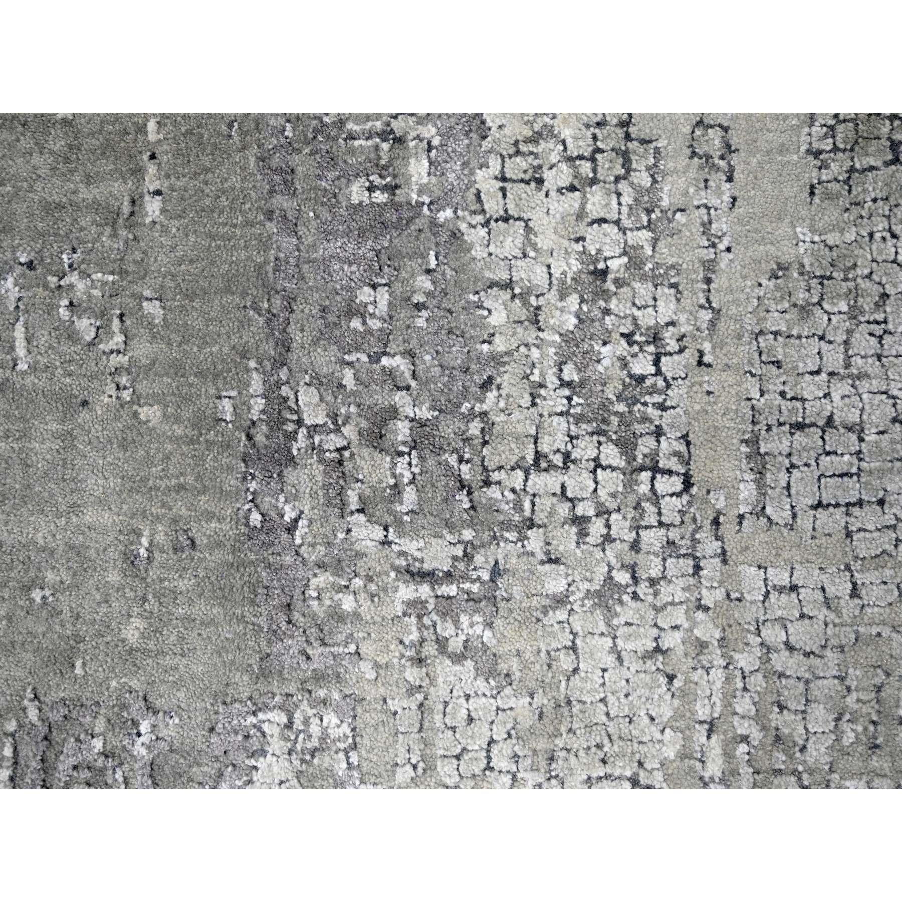 Hand-Knotted 8'1