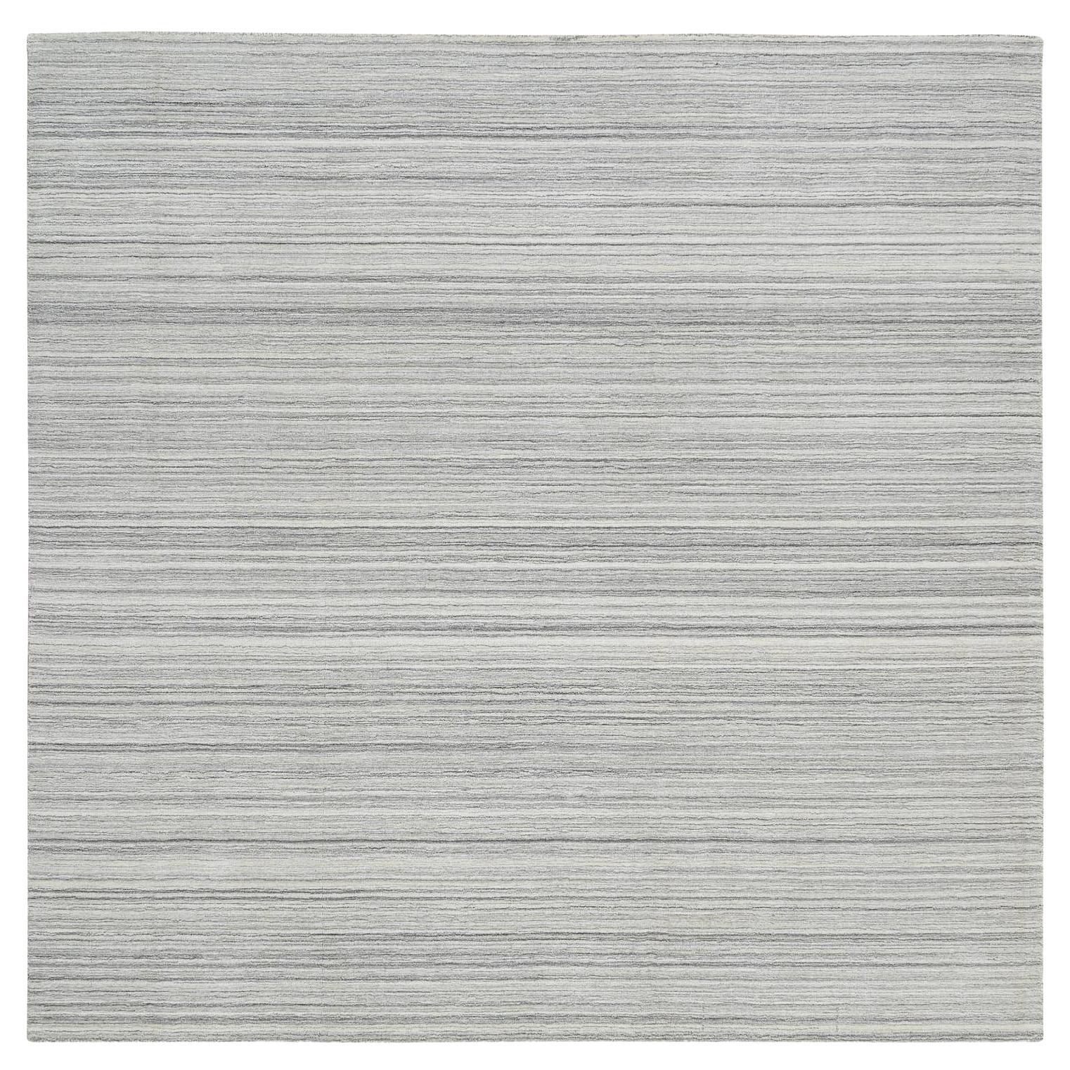 8
1 "x8
1" Grauer handgewebter, ungefärbter Teppich aus natürlicher Wolle, modernes Design, quadratisch