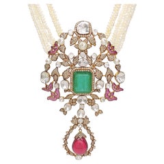 82 quilates Esmeralda Turmalina Diamante Perla Collar de oro Collar largo Esmeralda