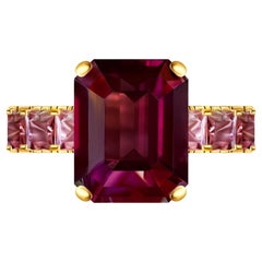 8, 2 Carat Malaya Garnet Rhodolite 18 Karat Yellow Gold Ring "Oriental" by D&A