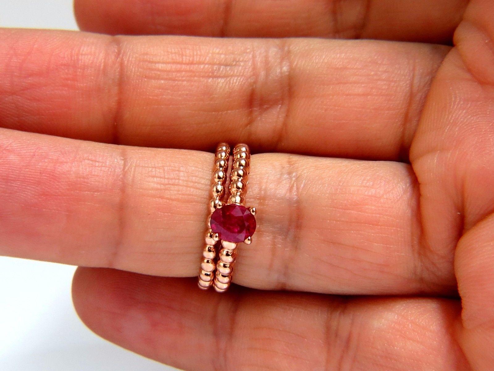 .82 Karat natürlicher lebhaft heller Rubin Solitär Ring und Band 14 Karat für Damen oder Herren im Angebot