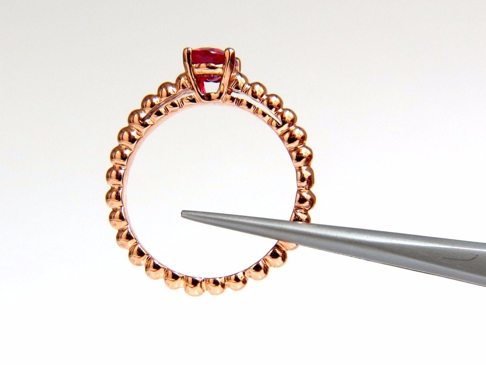 .82 Karat natürlicher lebhaft heller Rubin Solitär Ring und Band 14 Karat im Angebot 1