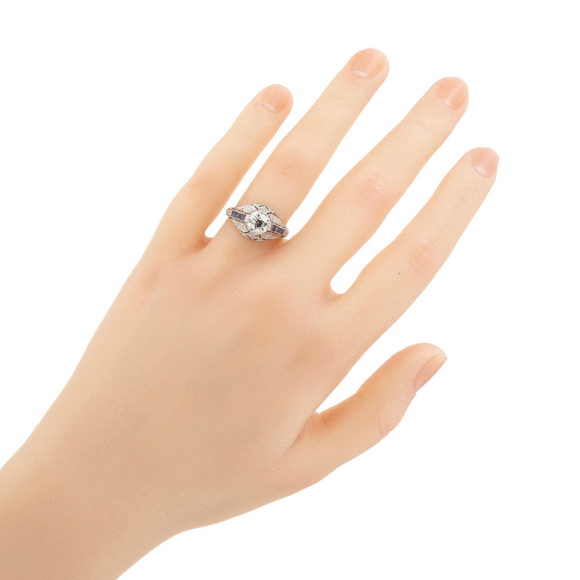 Bague de fiançailles en saphir et diamant européen ancien de 0,82 carat en vente 3