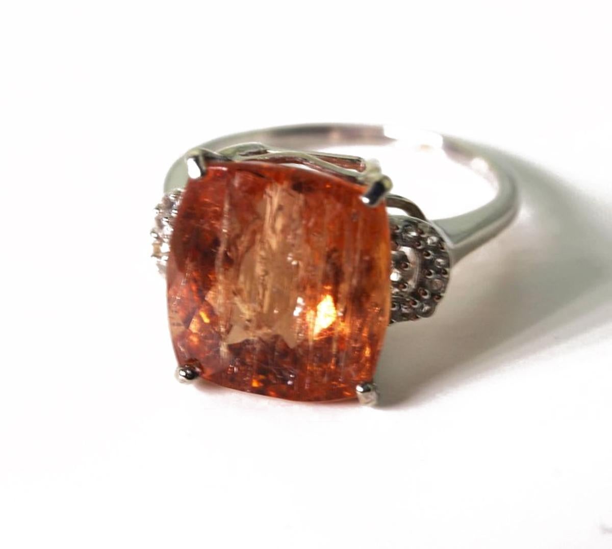 Gemjunky Impressive Rare 8, 2 Ct Splendid Imperial Topaz Sterling Silver Ring In New Condition In Raleigh, NC