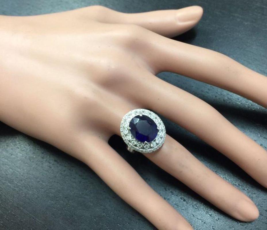 Women's or Men's 8.20 Carat Exquisite Natural Blue Sapphire and Diamond 14 Karat Solid White Gold For Sale