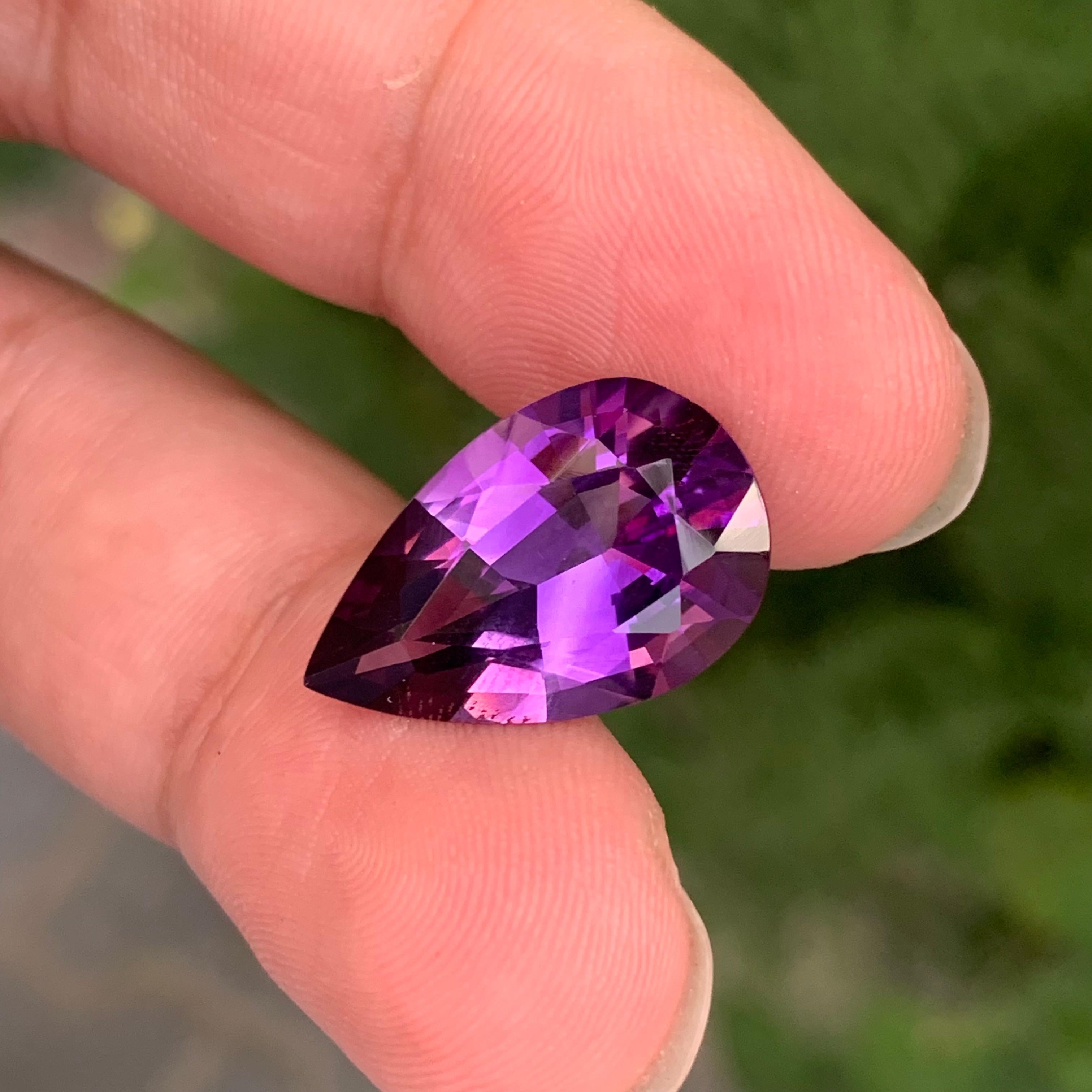 8.20 Carat Natural Loose Amethyst Pear Shape Gemstone In New Condition For Sale In Peshawar, PK