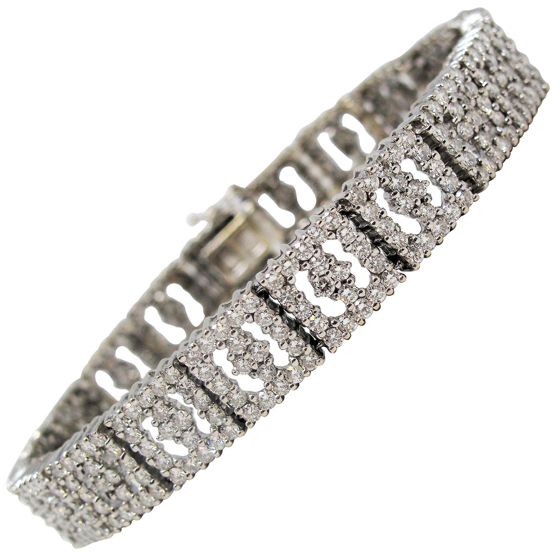 8.20 Carat Round Brilliant Diamond Square Open Link 18 Karat White Gold Bracelet For Sale