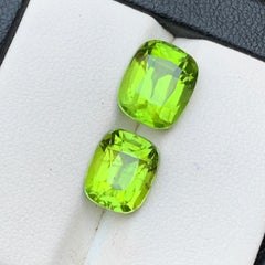 8.20 Carat Vivid Green Natural Peridot Cushion Cut Loose Gemstones from Pakistan