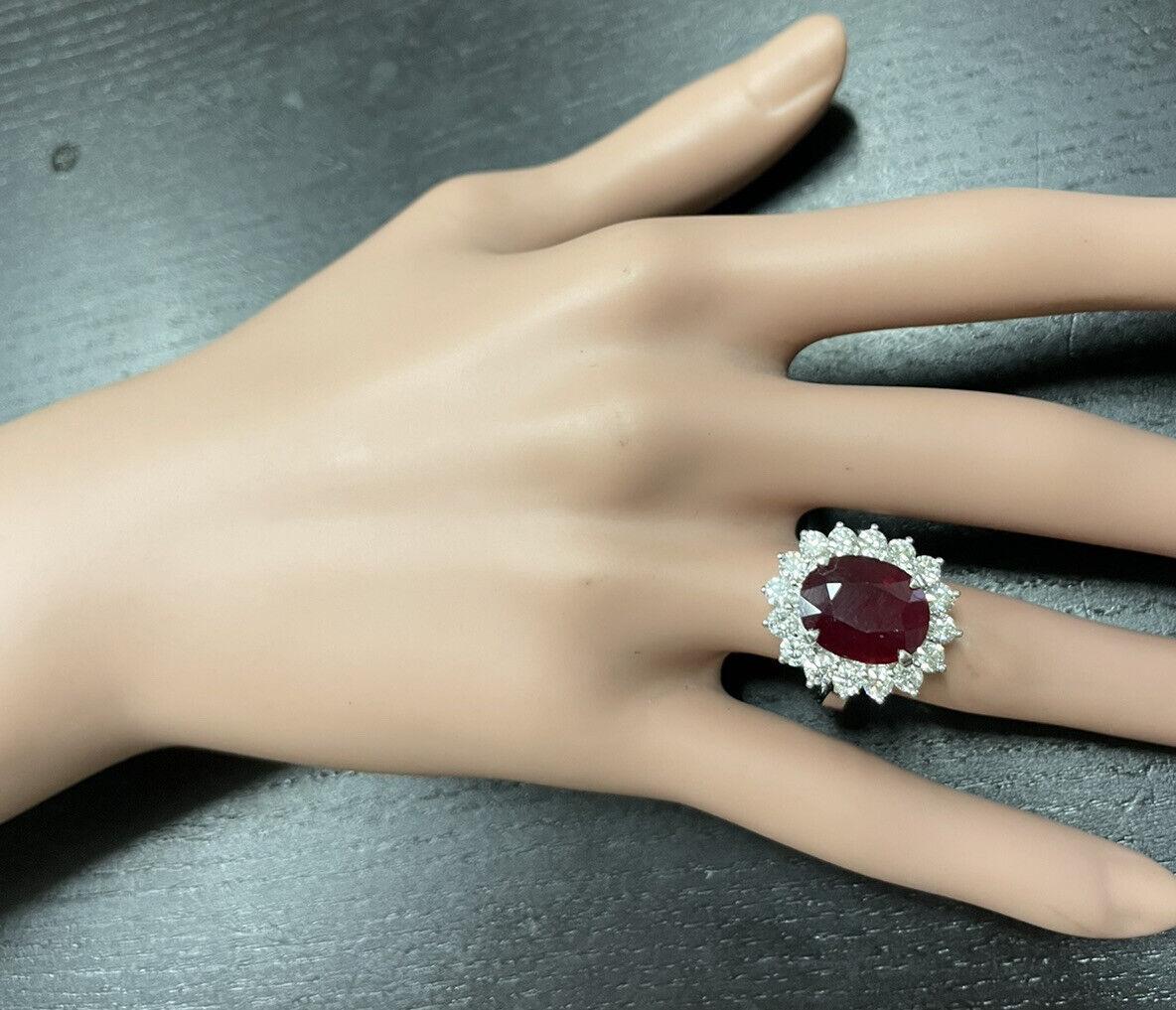 8,20 Karat roter Rubin und Diamant 14K massiver Weißgold Ring im Angebot 2