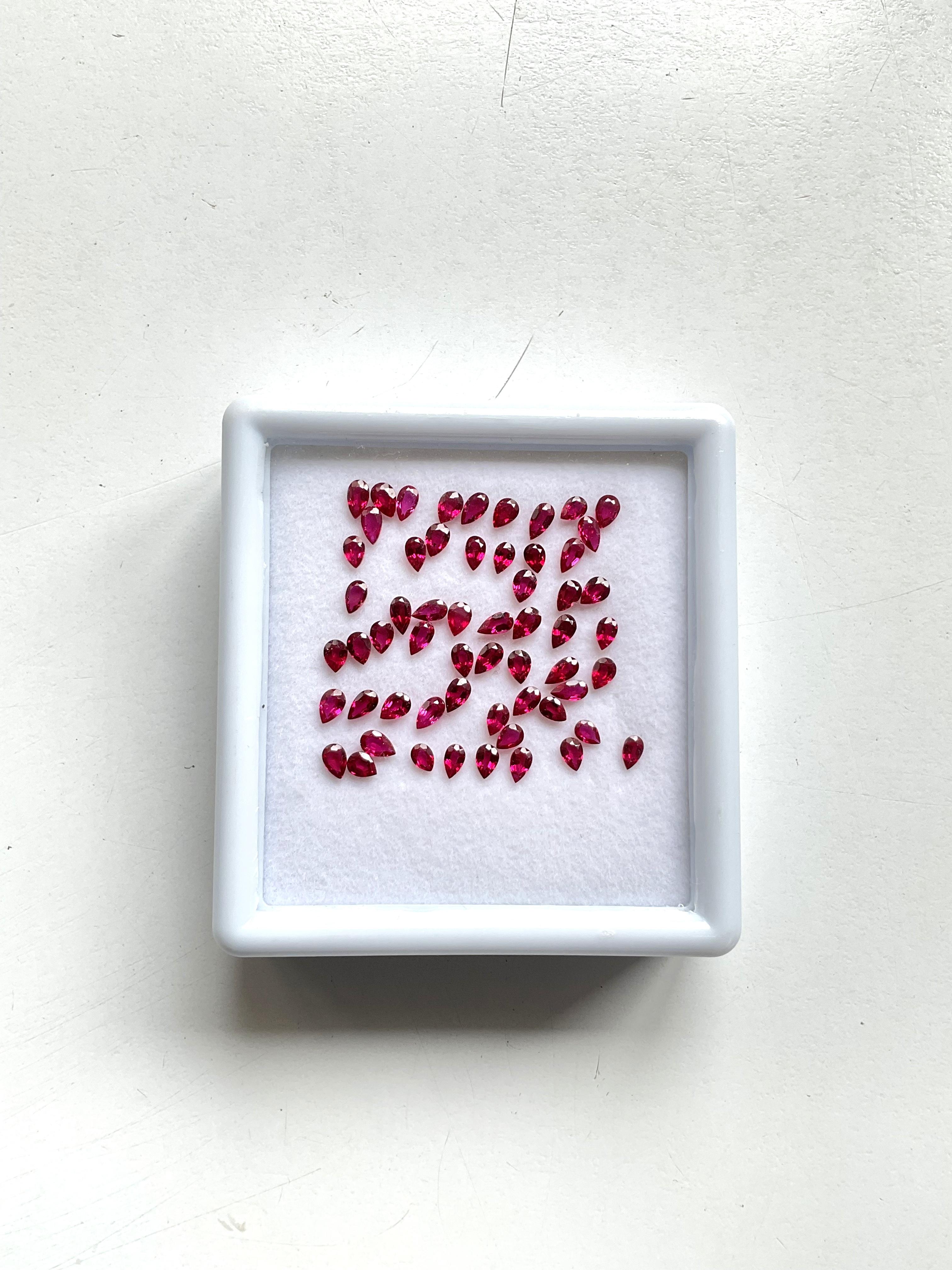 Taglio a goccia 8,21 carati di rubino del Mozambico Pietra di qualità superiore con taglio a pera senza calore Nature Gemstone in vendita