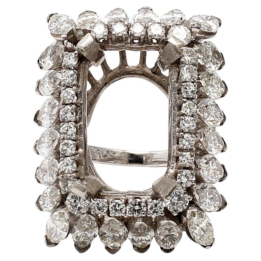 8,22 Karat Marquise
Runde Diamanten Platin Semi-Mount Ring Vintage Estate