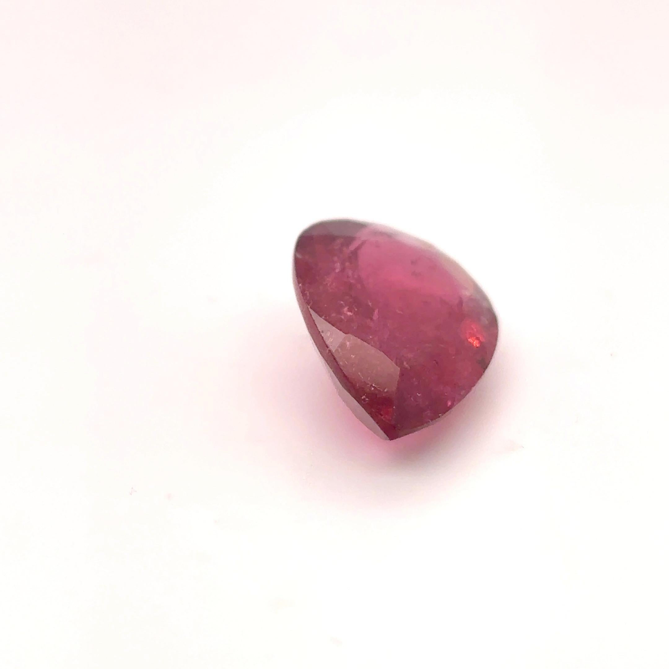 8,22 carati di rubellite naturale con taglio a pera in vendita 3