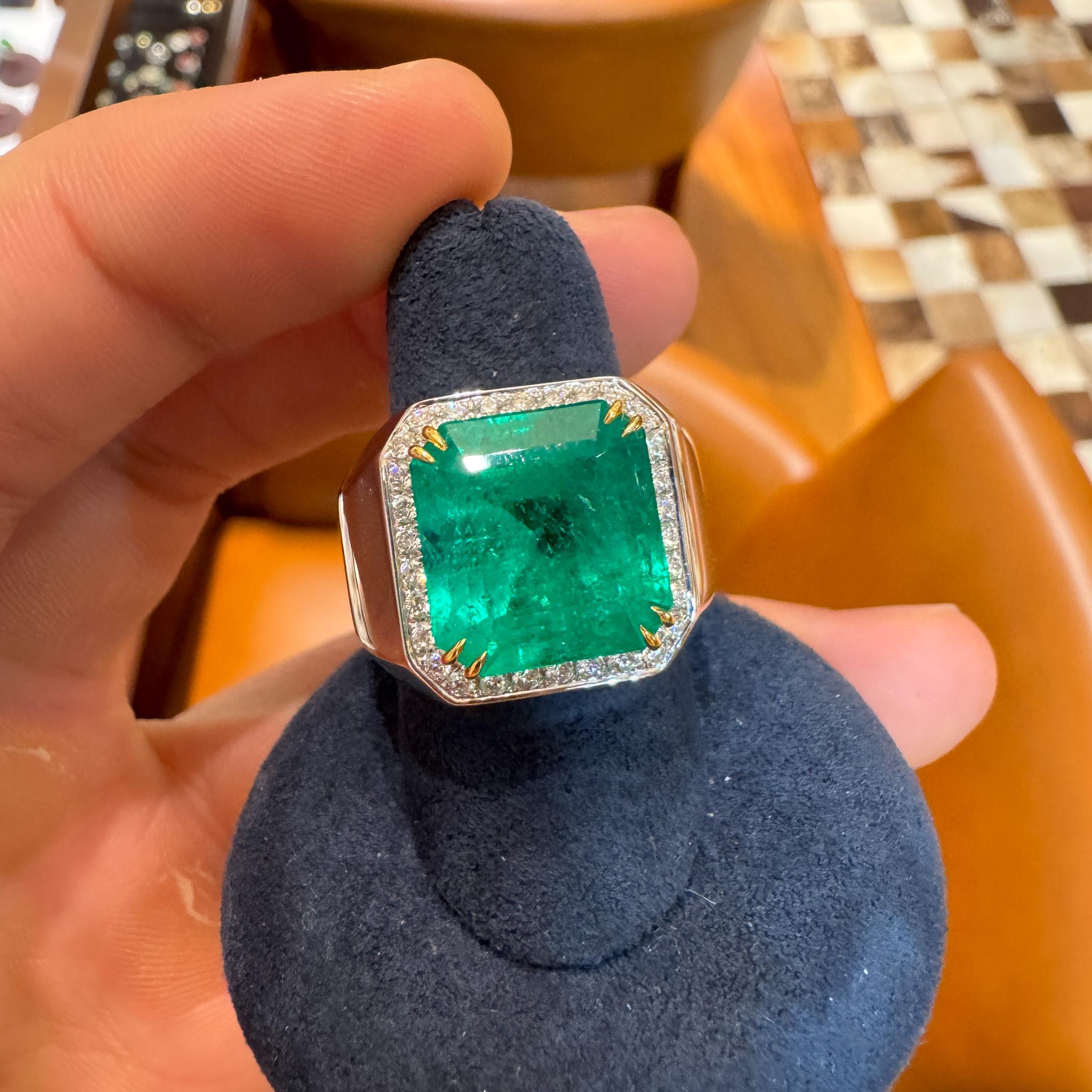 8,23 Karat kolumbianischer Smaragd & Diamant 18K Gold Herrenring  GRS-zertifiziert (Art déco) im Angebot