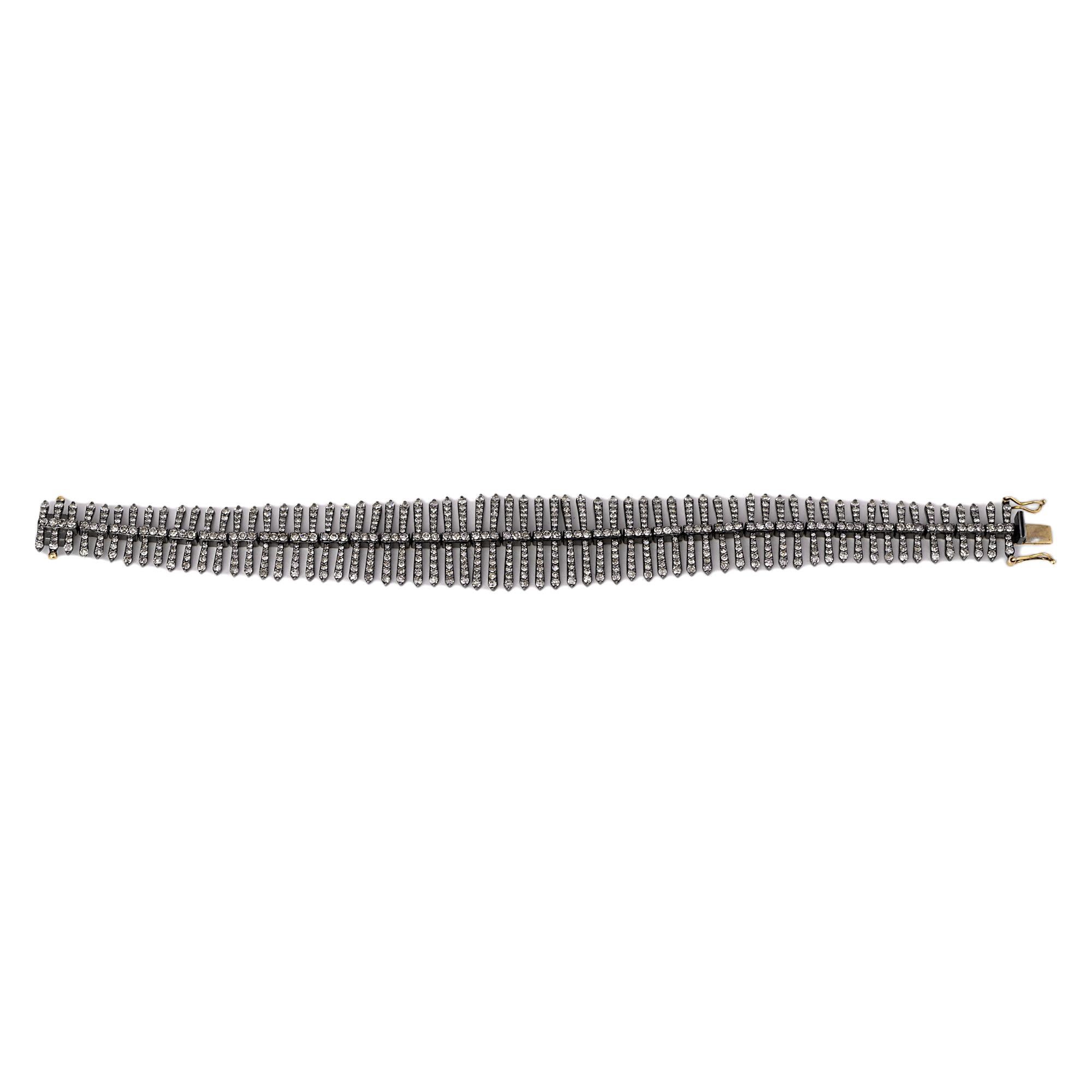 8.23 Carat Diamond Link Bracelet in Art-Deco Style In New Condition For Sale In Jaipur, IN