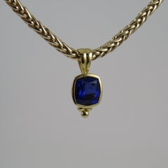 8.23 Carat Soft Square Tanzanite 18k Yellow Gold Pendant