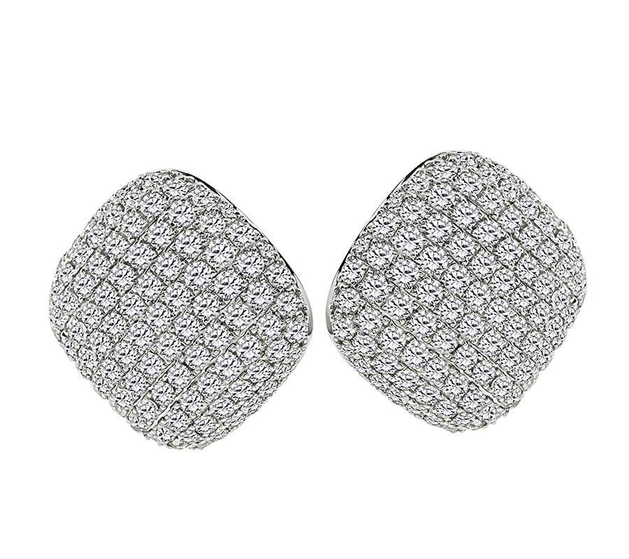 Round Cut 8.23ct Diamond Gold Earrings For Sale