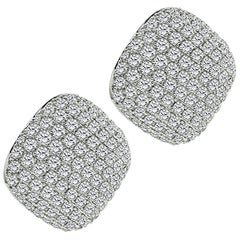Boucles d'oreilles en or à 8,23 ct de diamant