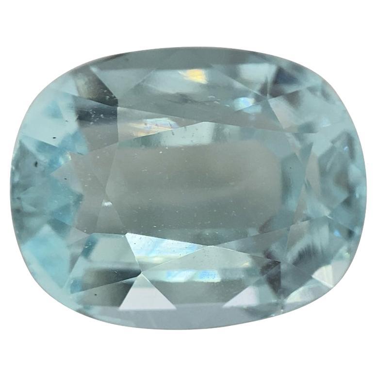 Aigue-marine ovale 8,23 carats