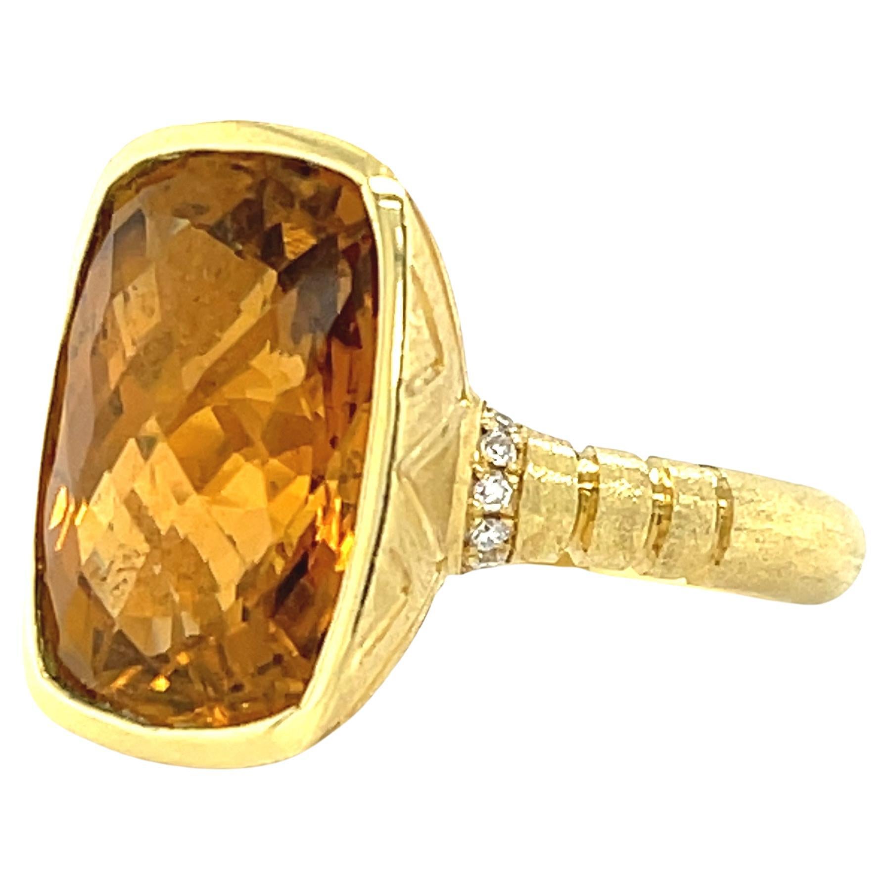 Golden Tourmaline and Diamond Ring in 18k Yellow Gold, 8.24 Carats For Sale