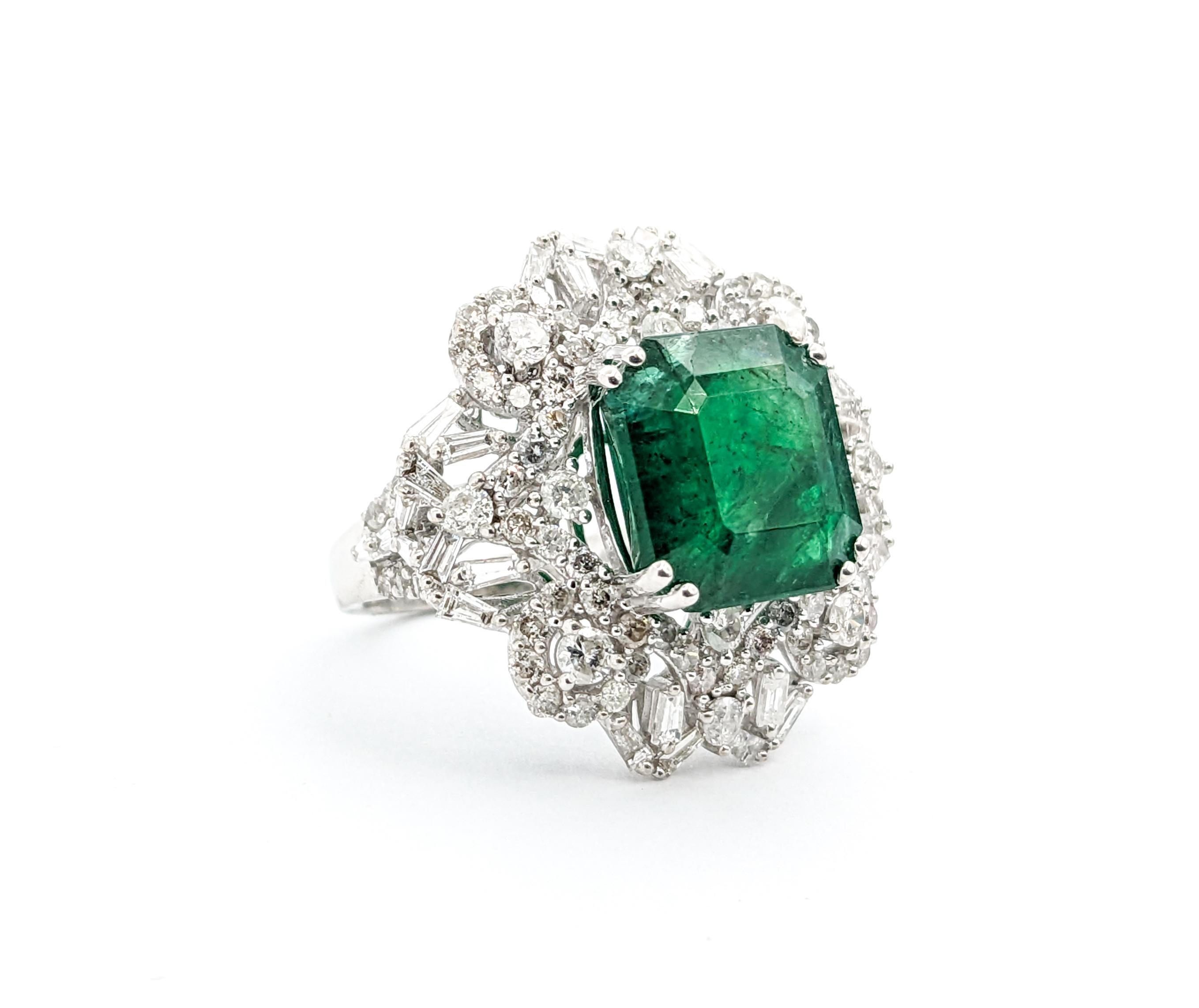 8.24ct Emerald & Diamond Ring In White Gold

8.24ct Emerald & Diamond Ring In White Gold

Introducing this beautiful heirloom quality Emerald Ring crafted in bright 14K White Gold. This ring showcases a magnificent 8.24-carat emerald, known for its