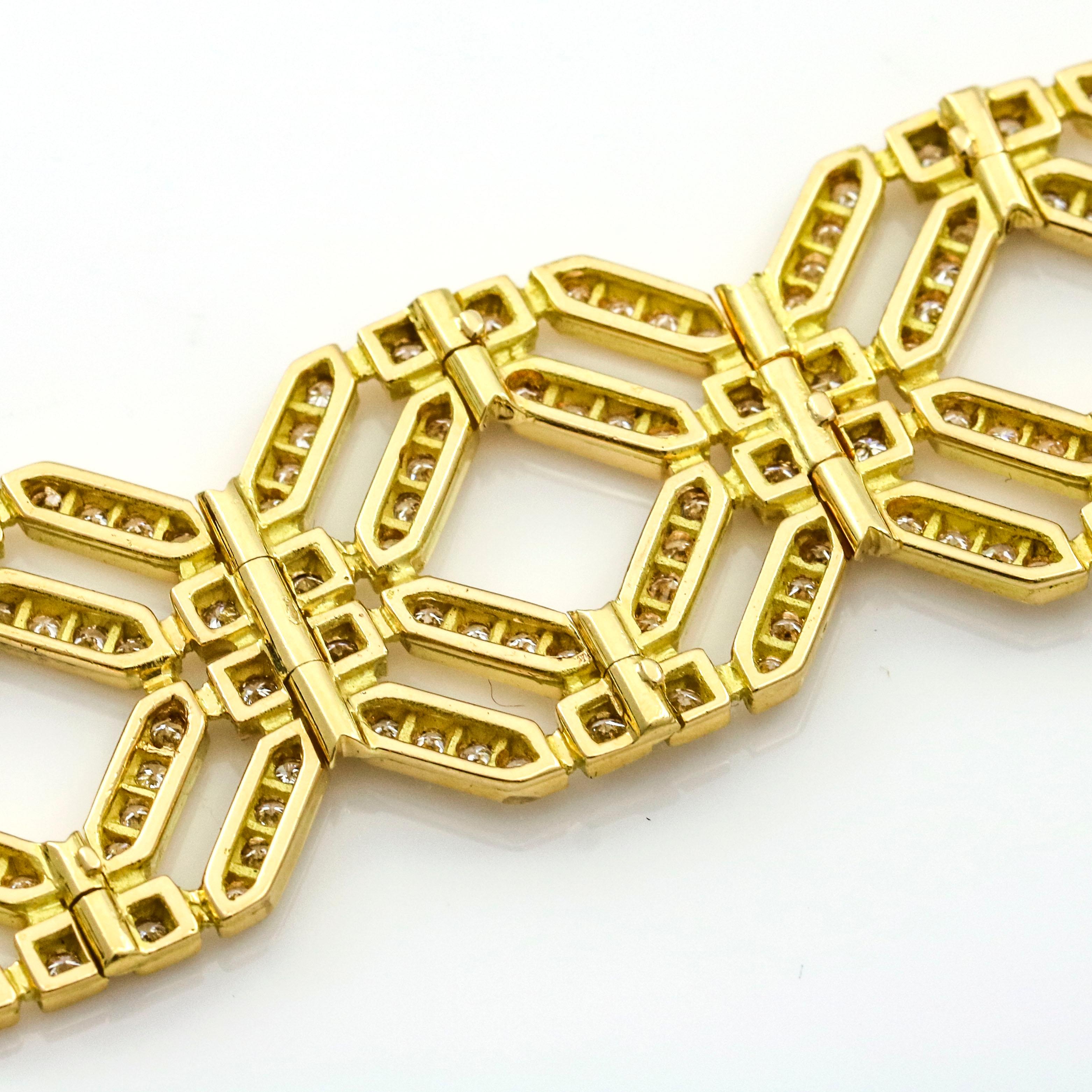 Women's 8.25 Carat 18 Karat Yellow Gold Diamond Octagon Link Bracelet For Sale