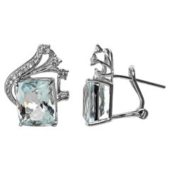Boucles d'oreilles en or blanc aigue-marine et diamant blanc de 8,25 carats