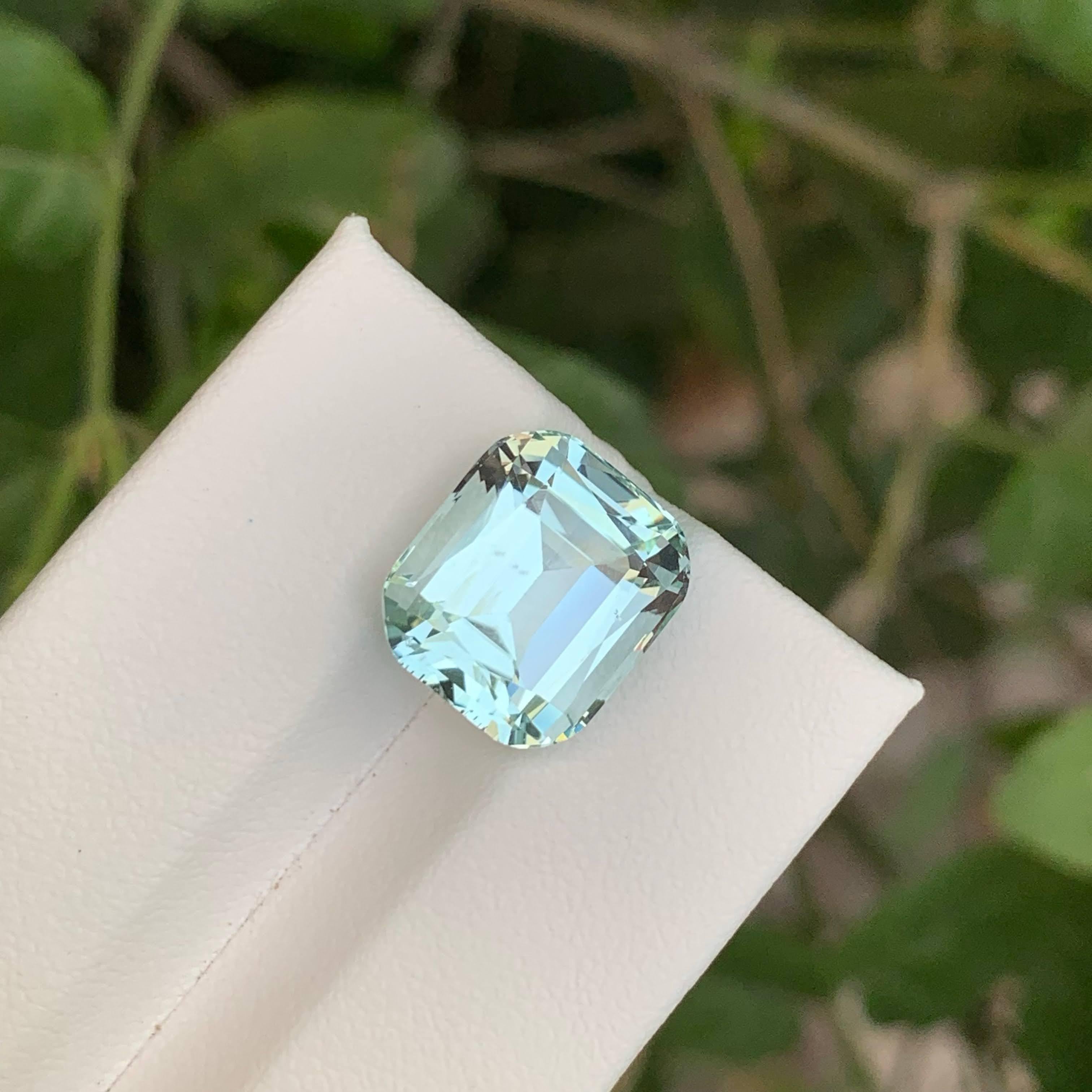8,25 Karat Lose Blauer Aquamarin Stein Cushion Cut Natürlicher Pakistanischer Edelstein (Kissenschliff) im Angebot