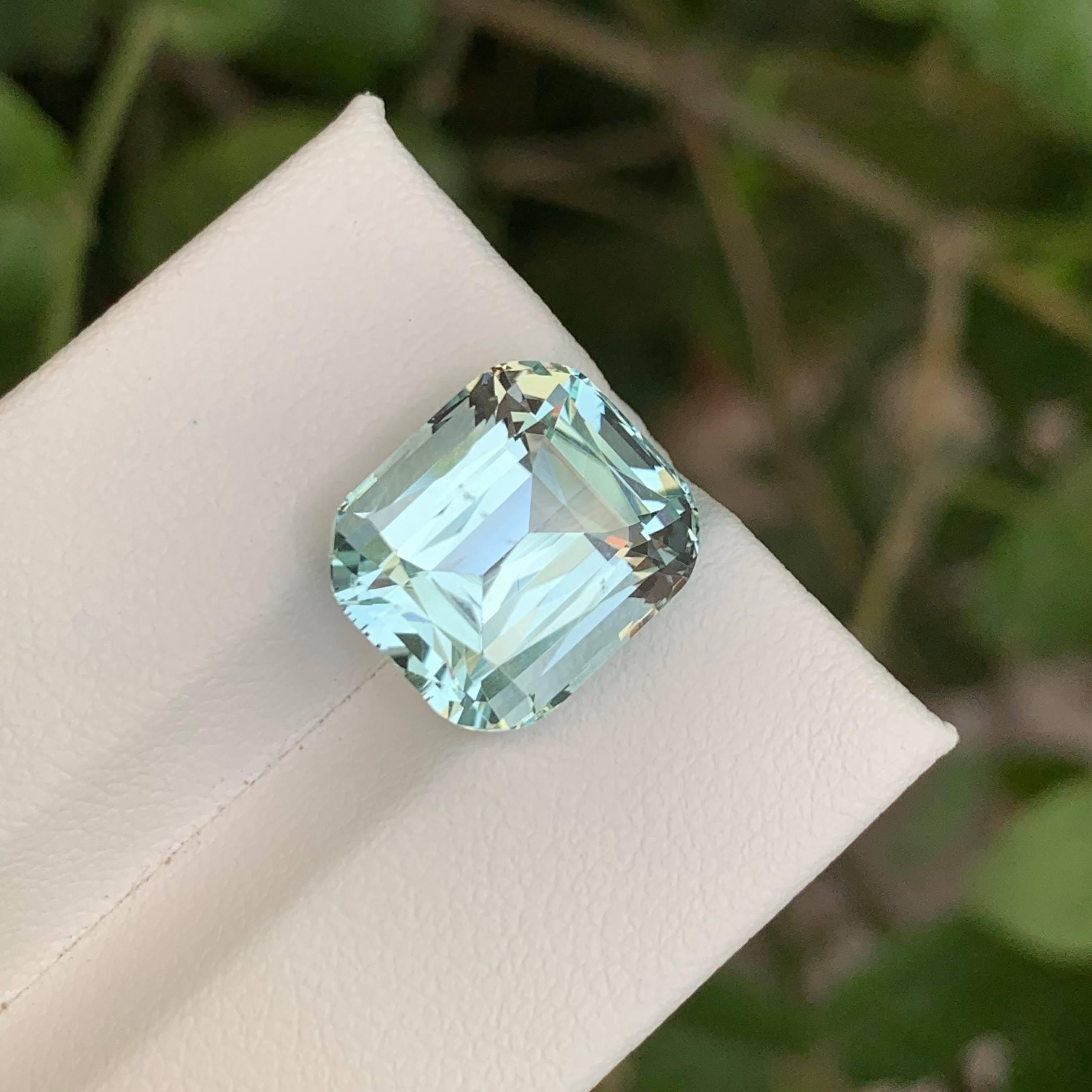 8,25 Karat Lose Blauer Aquamarin Stein Cushion Cut Natürlicher Pakistanischer Edelstein im Angebot 1