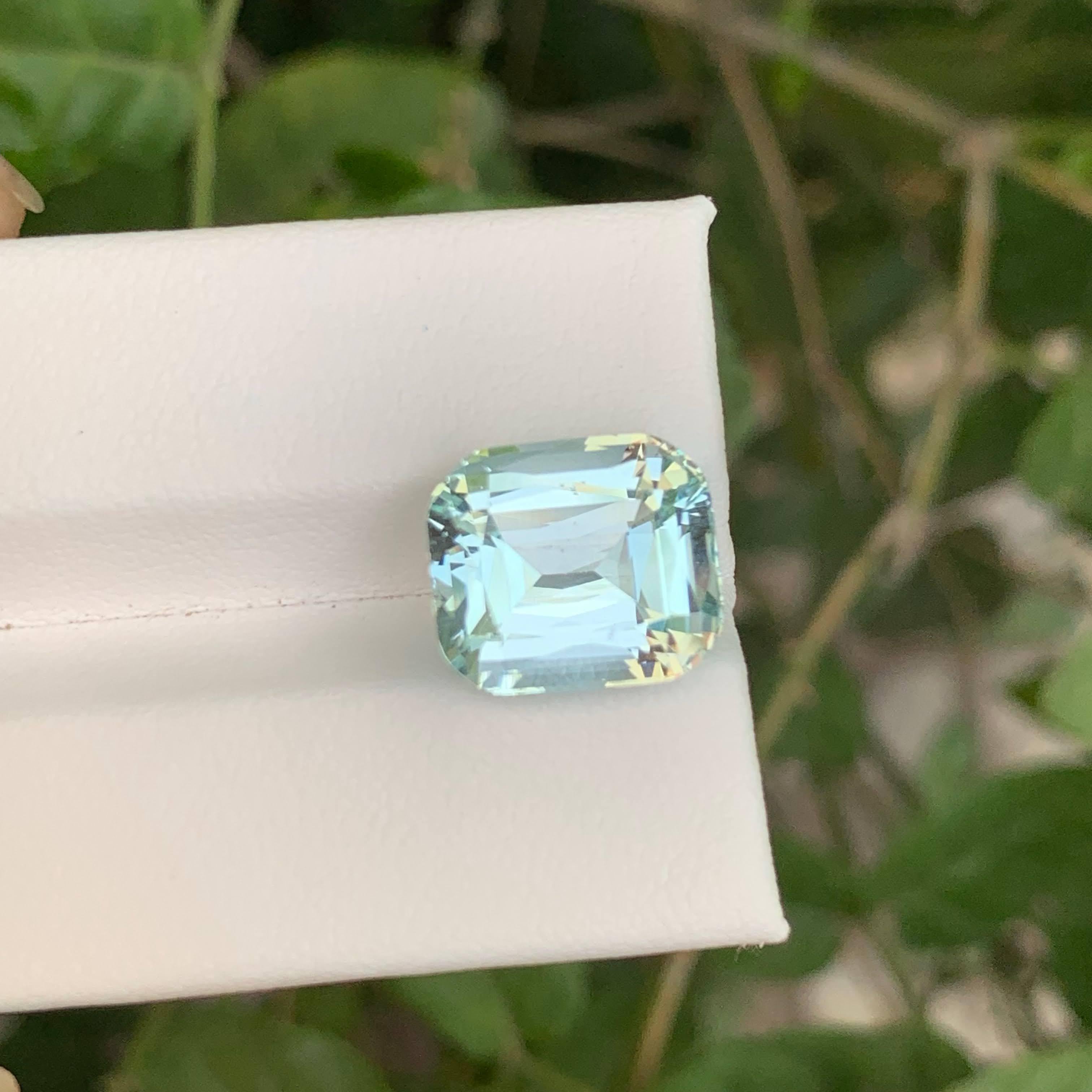 8,25 Karat Lose Blauer Aquamarin Stein Cushion Cut Natürlicher Pakistanischer Edelstein im Angebot 3