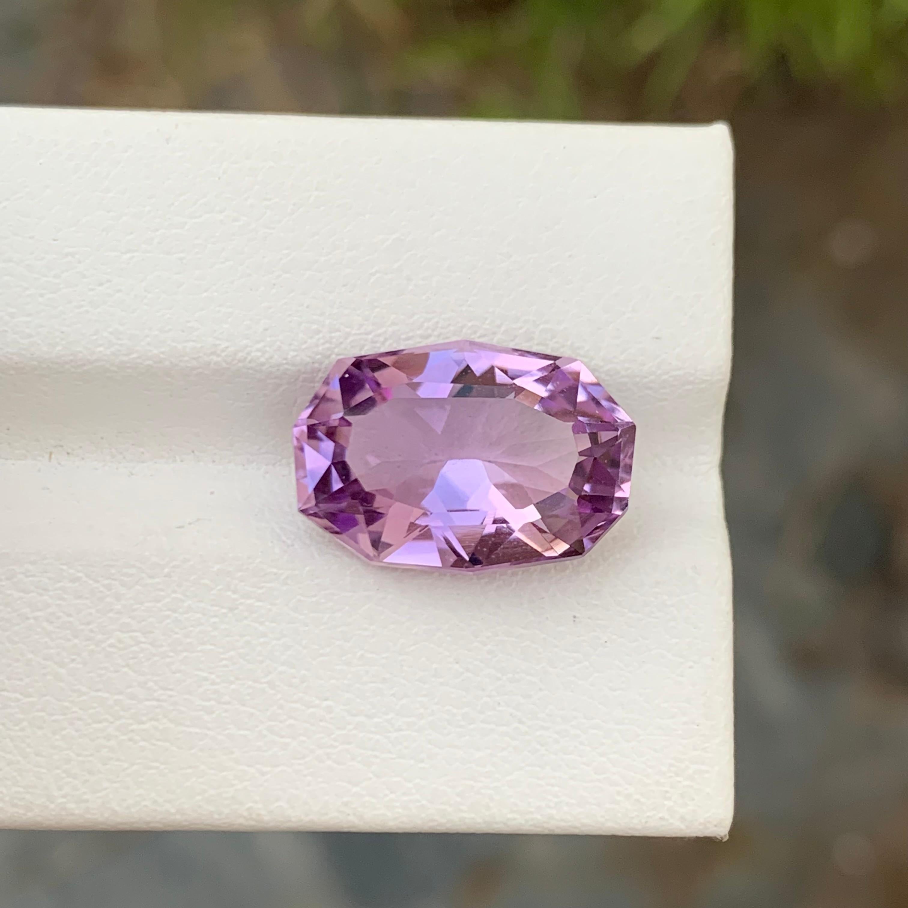 Arts and Crafts 8.25 Carat Natural Loose Amethyst Polygon Shape Ring Size Gem  For Sale