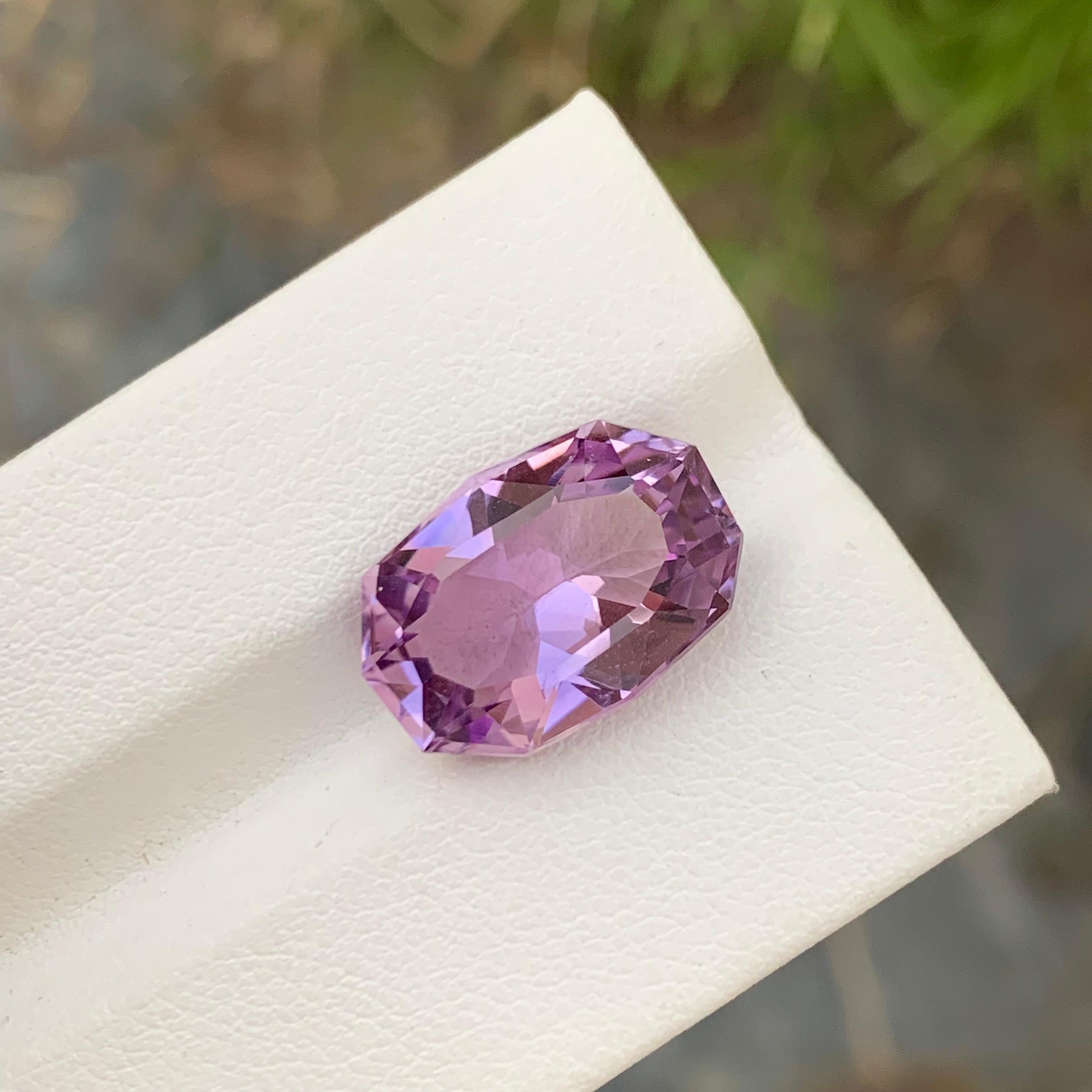 8.25 Carat Natural Loose Amethyst Polygon Shape Ring Size Gem  In New Condition For Sale In Peshawar, PK