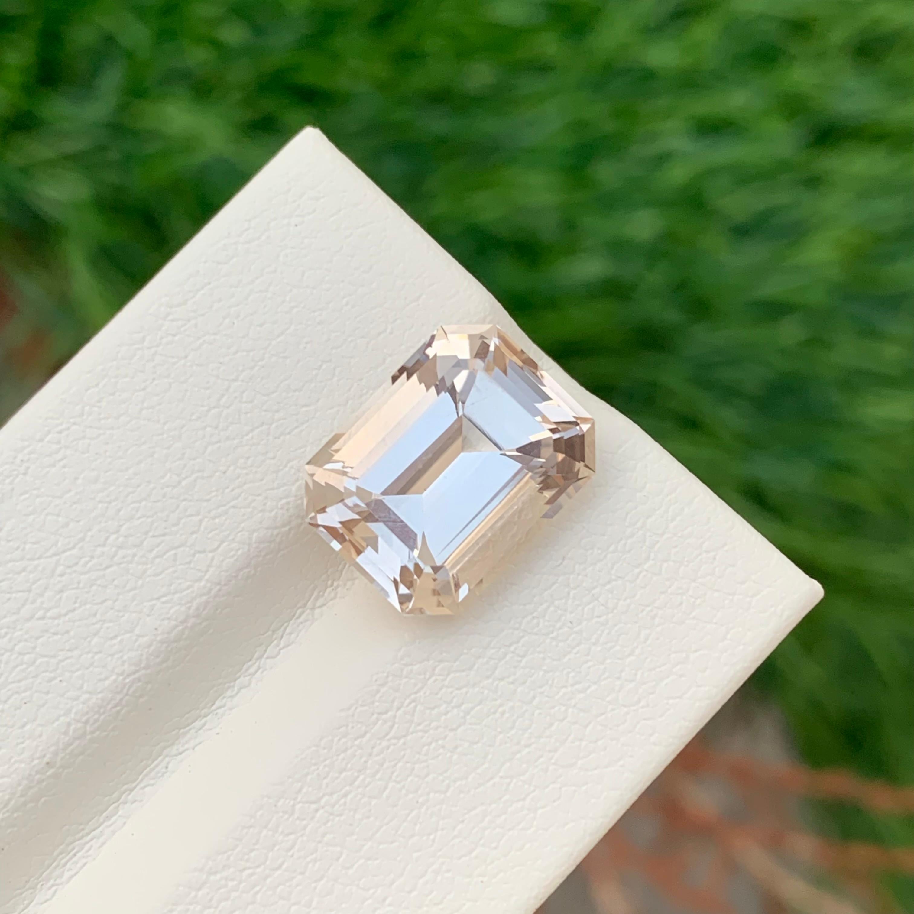 8.25 Karat natürlicher loser Goldtopas Smaragdform Edelstein für Damen oder Herren im Angebot