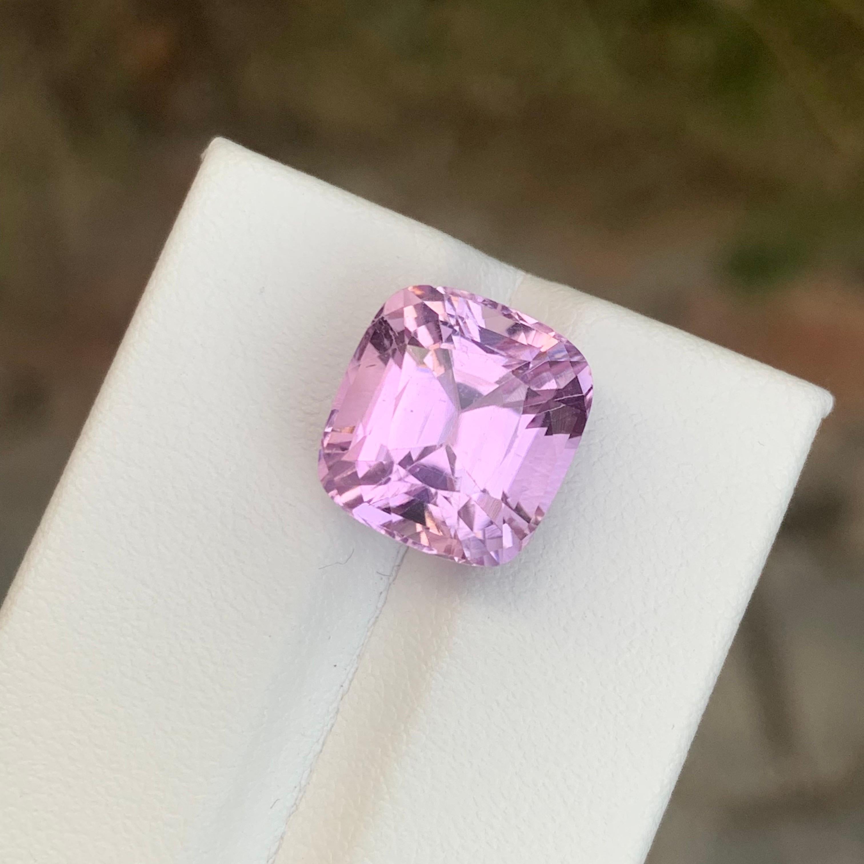 8.25 Carat Natural Loose Kunzite Cushion Shape Gemstone From Afghanistan For Sale 2